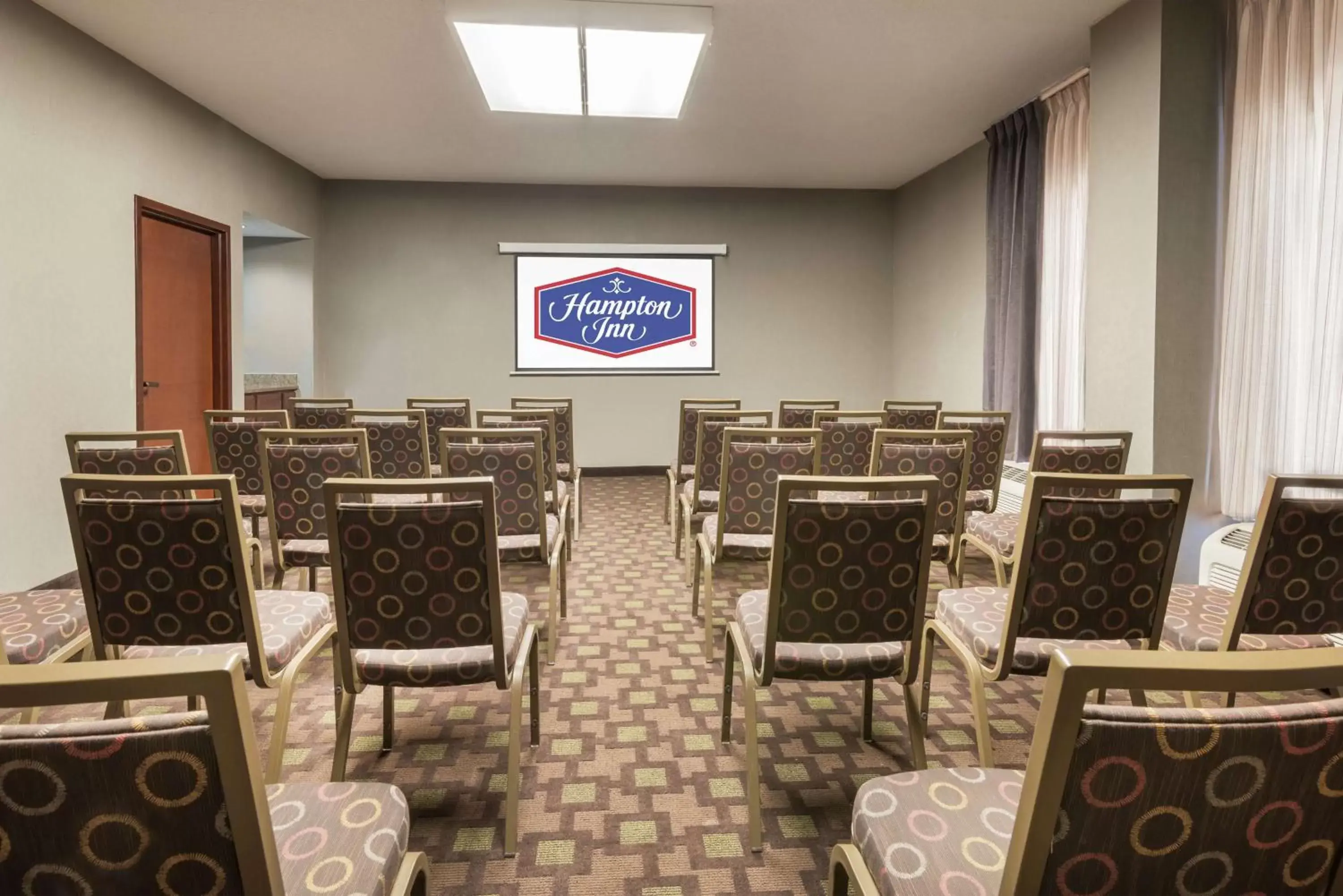 Meeting/conference room in Hampton Inn Charlotte University Place