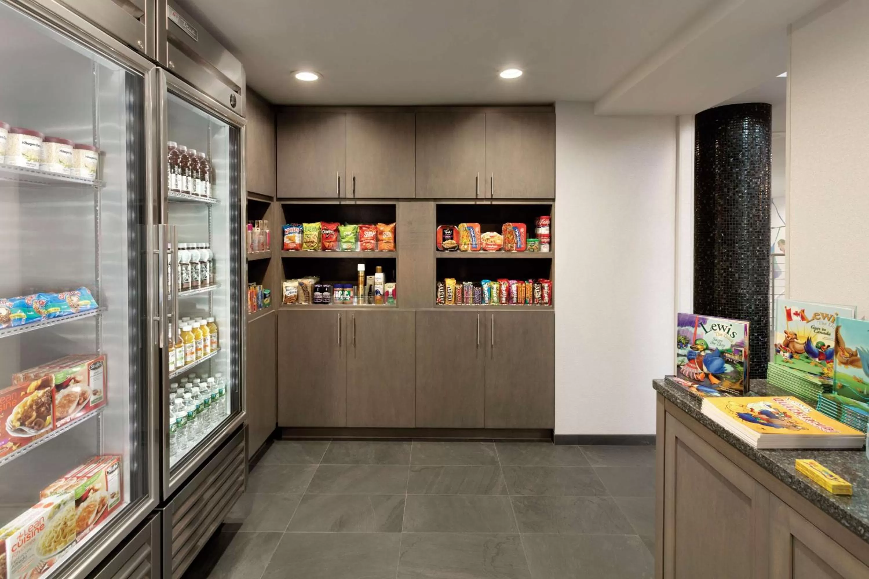 Restaurant/places to eat in Homewood Suites Williamsburg