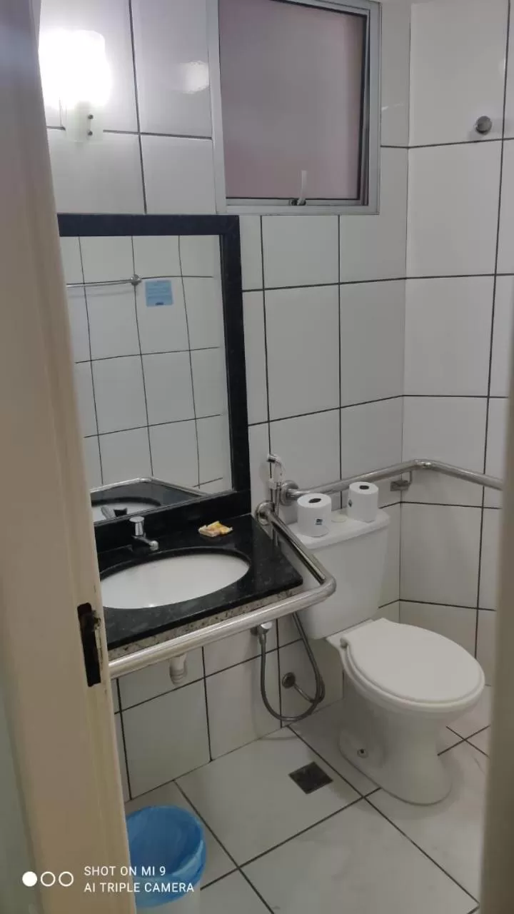 Toilet in Rametta Hotel