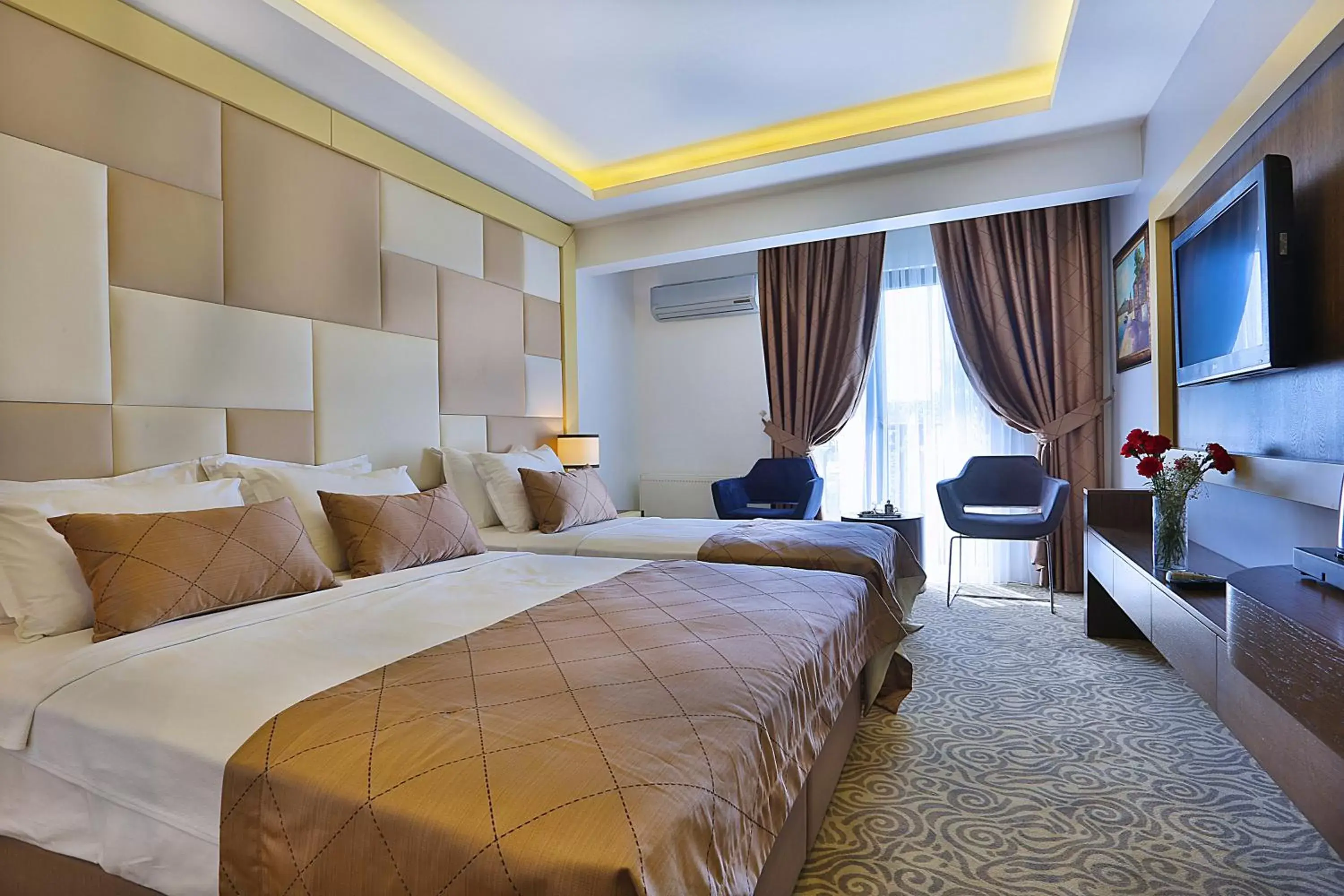 Floor plan, Bed in Grand Sagcanlar Hotel