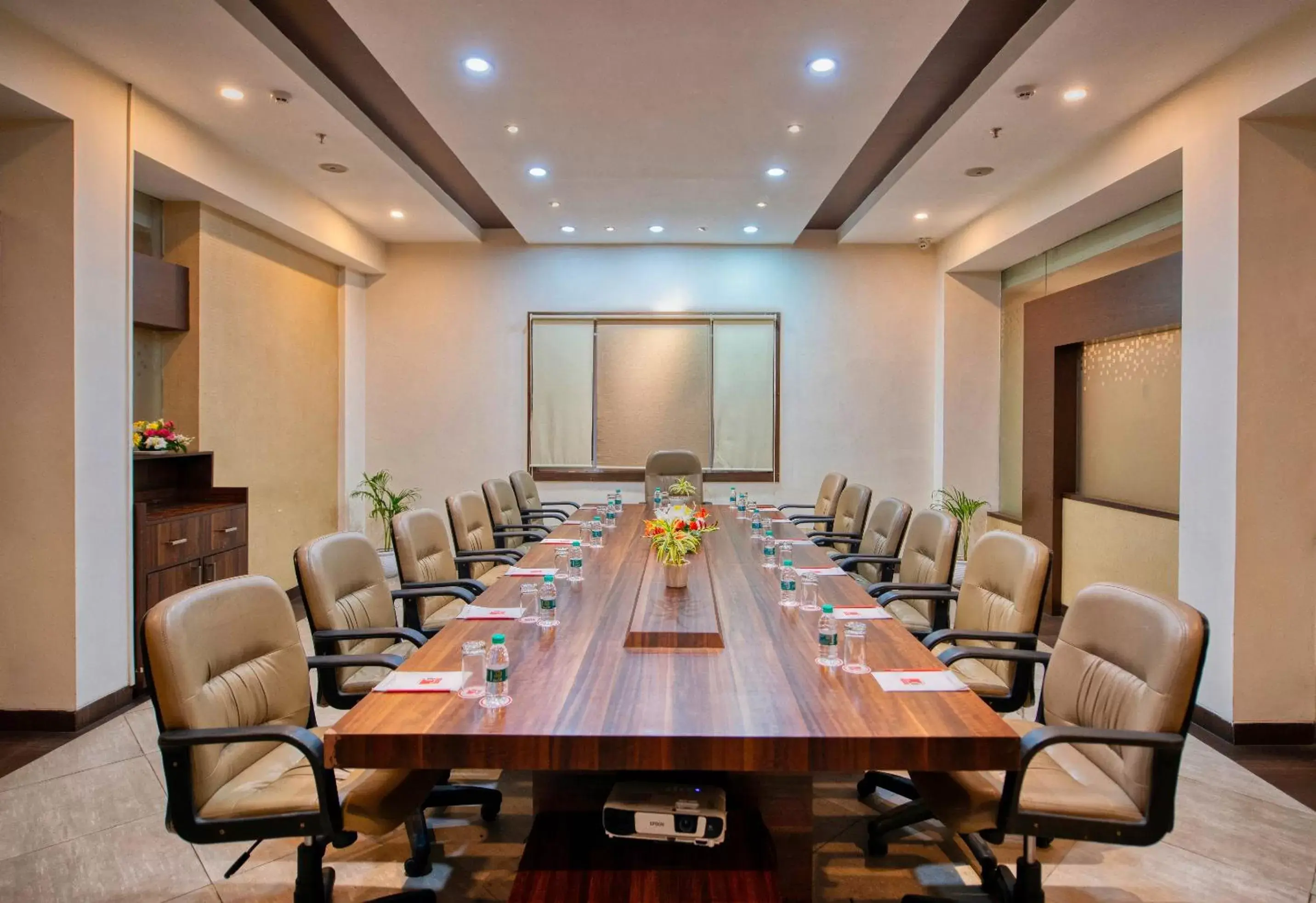 Meeting/conference room in Sapna Clarks Inn Lucknow