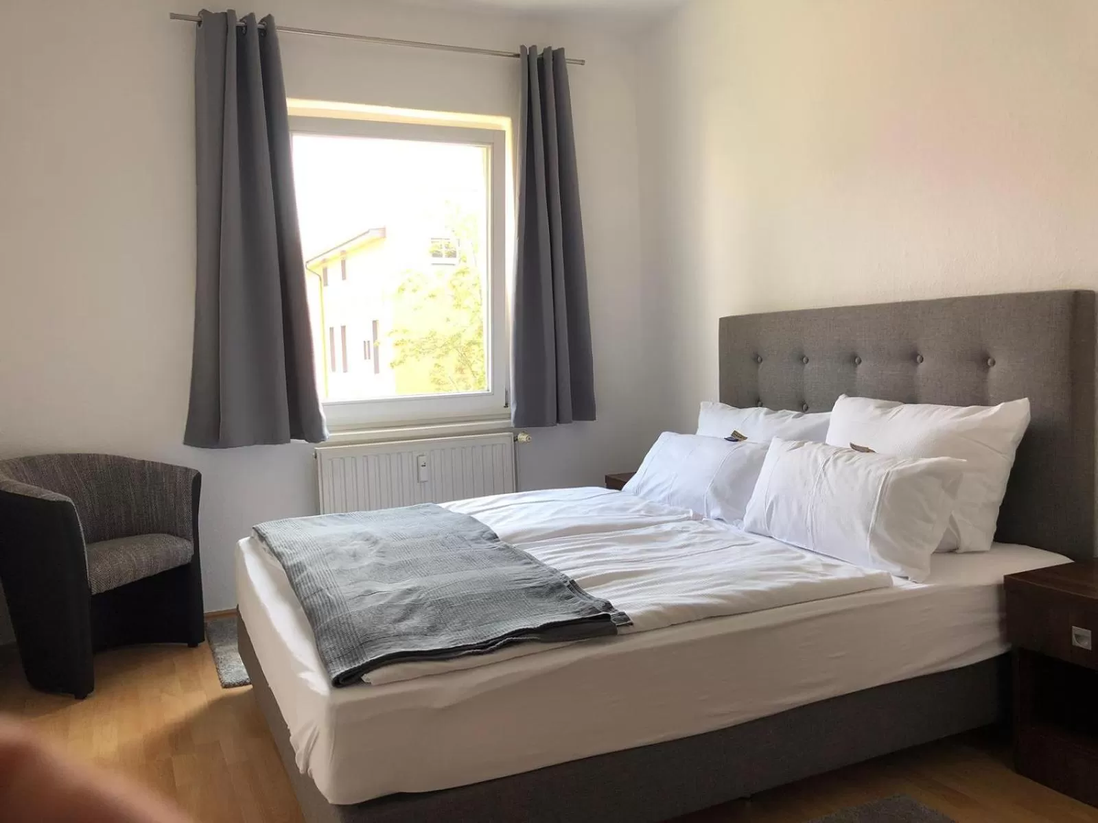 Photo of the whole room, Bed in Hotel Zur Alten Oder- Frankfurt-Oder