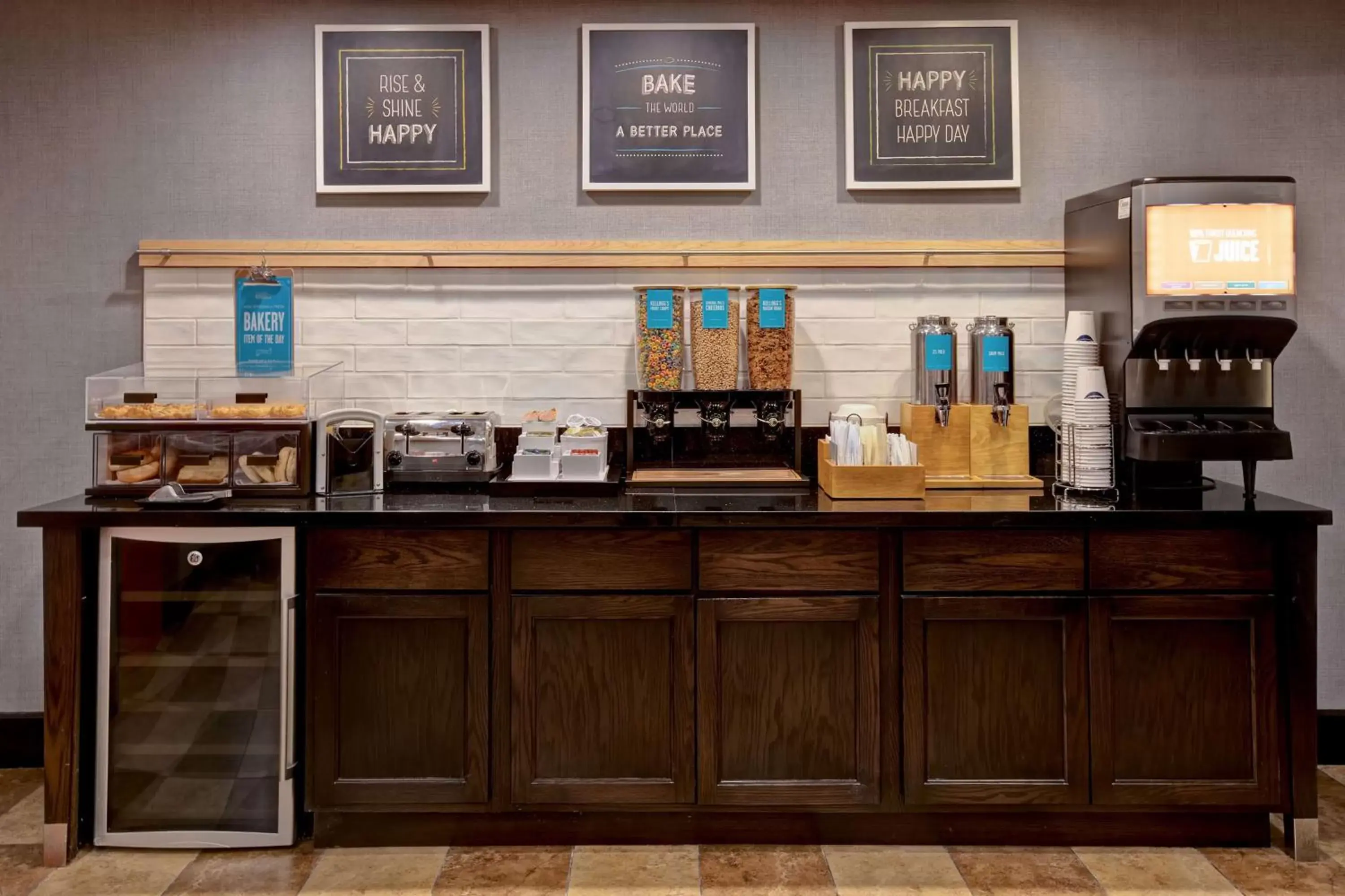 Breakfast in Hampton Inn Dekalb - Near the University Breakfast in Hampton Inn Dekalb - Near the University