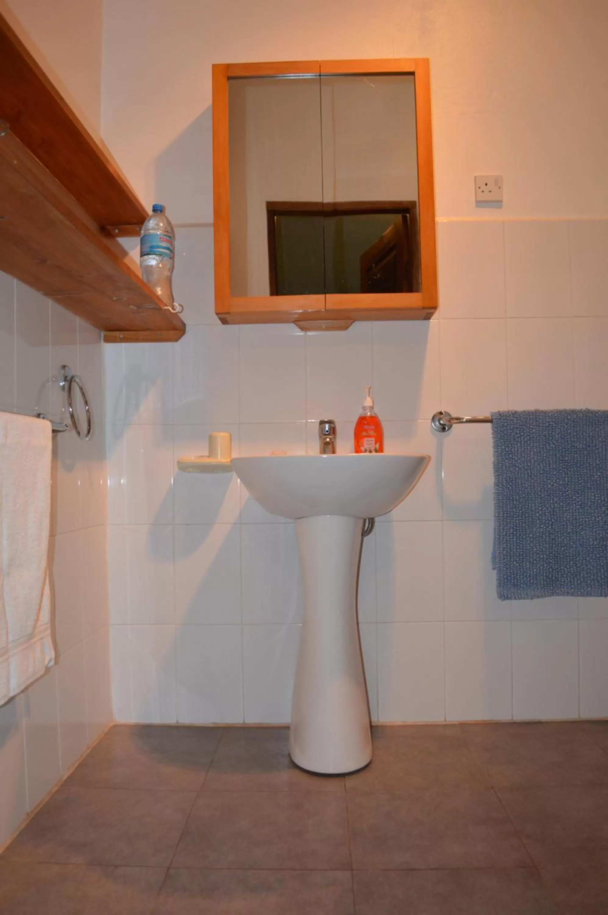 Bathroom in The Researchers Rest