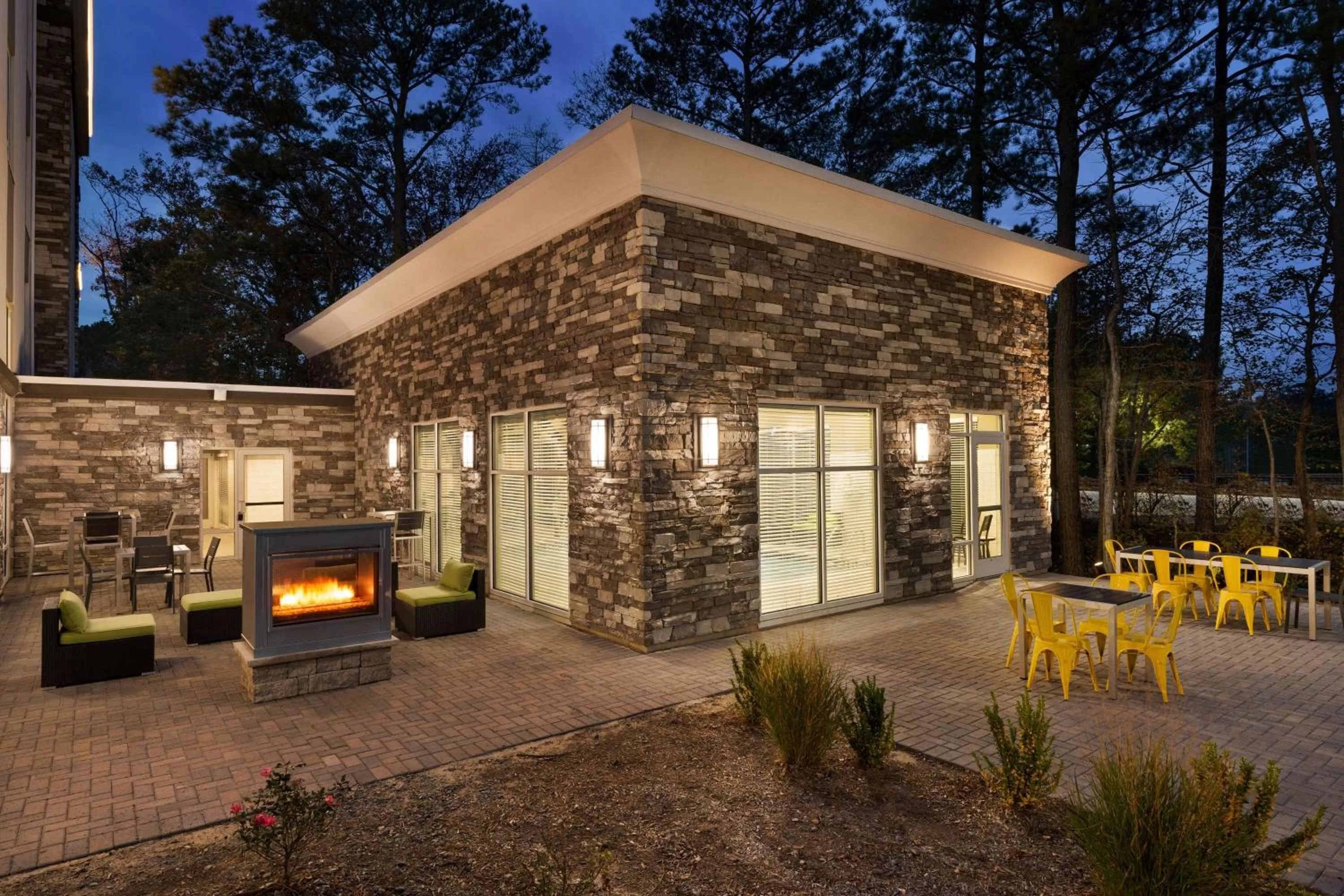 Patio in Hampton Inn & Suites Ocean City West