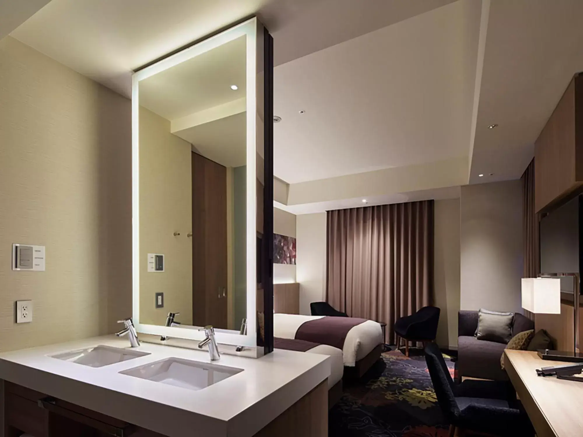 Photo of the whole room, Bathroom in Millennium Mitsui Garden Hotel Tokyo