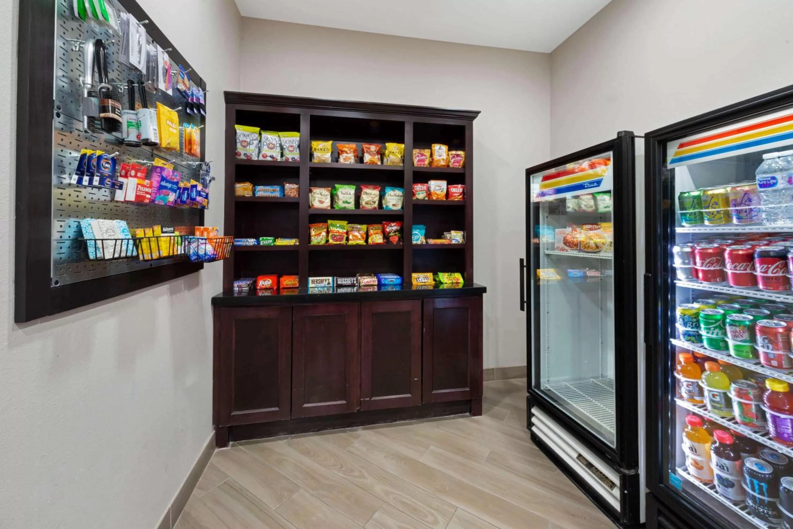 On-site shops in La Quinta by Wyndham Houston Humble Atascocita