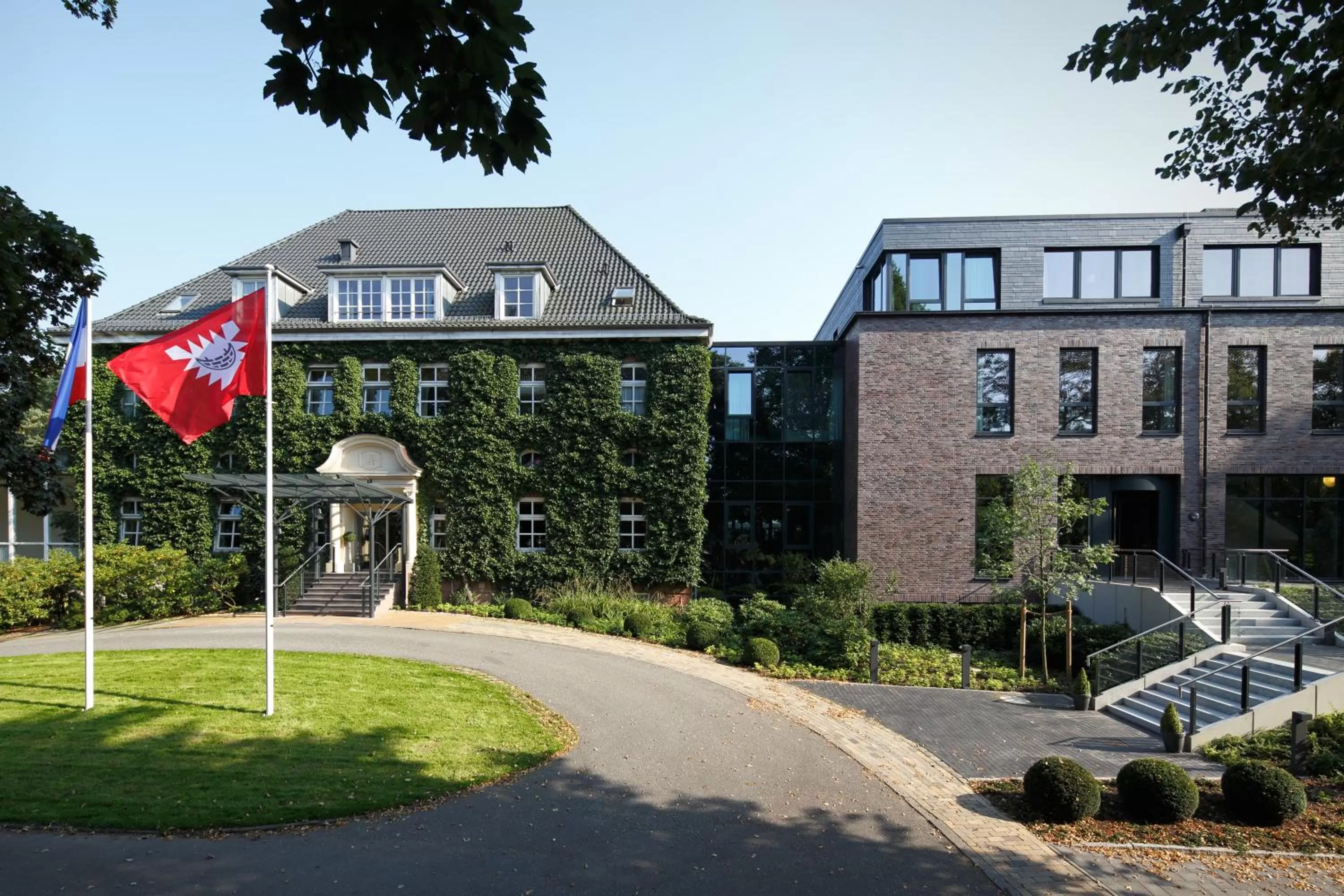 Facade/entrance in Romantik Hotel Kieler Kaufmann