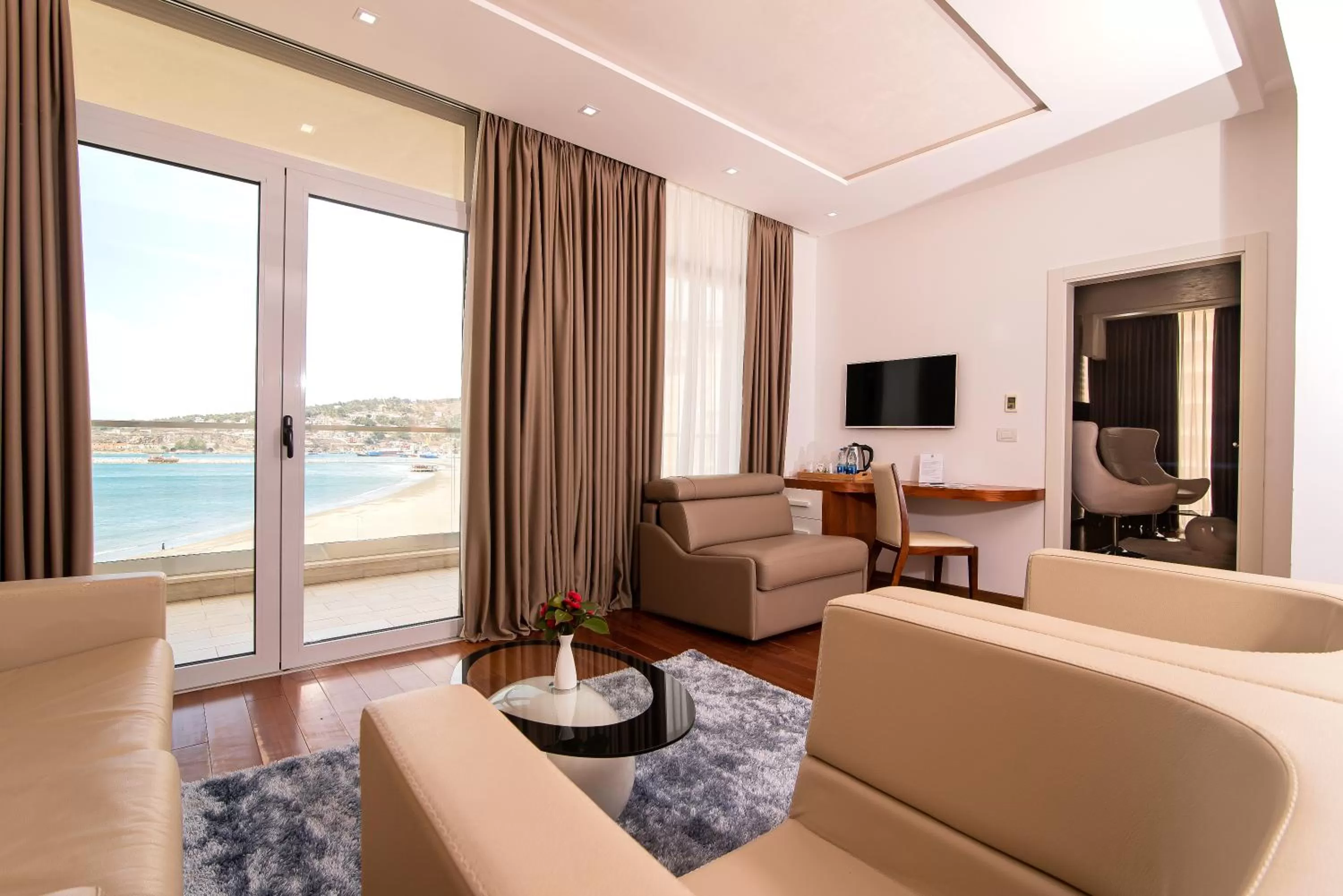 Sea view in Deluxe & Executive SPA by Rafaelo