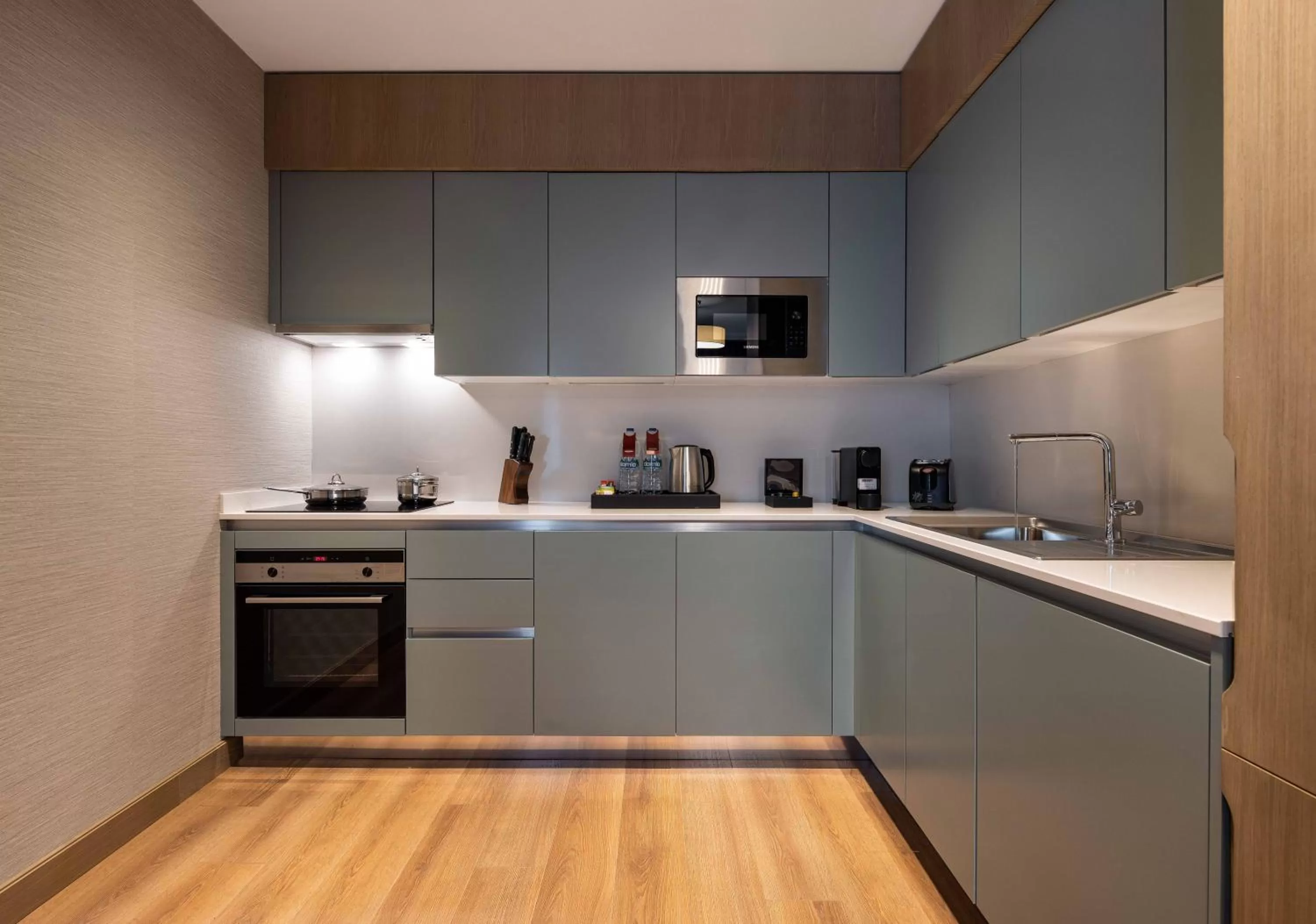 Coffee/tea facilities in Movenpick Living Istanbul Camlivadi