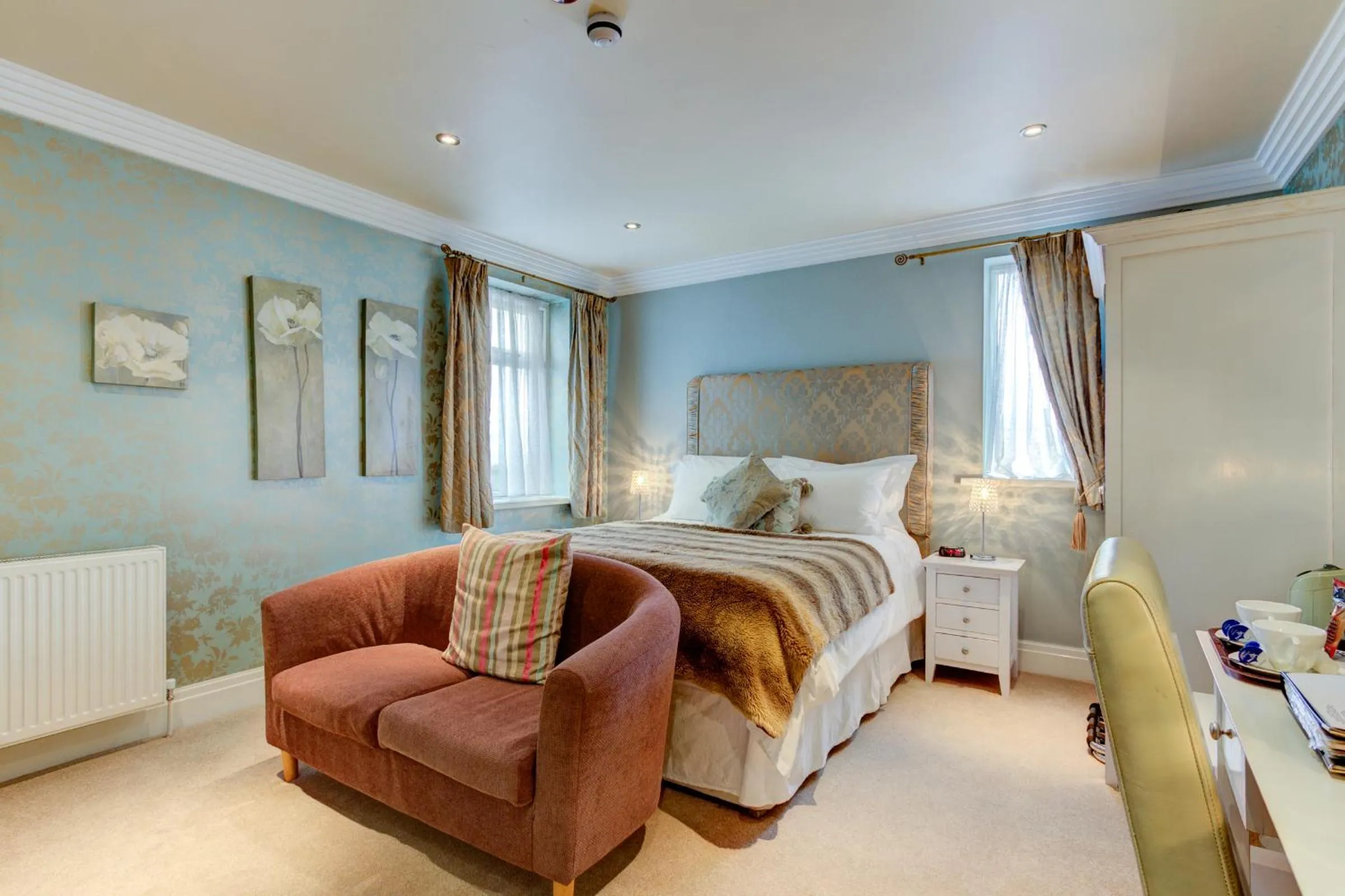 Bedroom, Bed in Number One South Beach