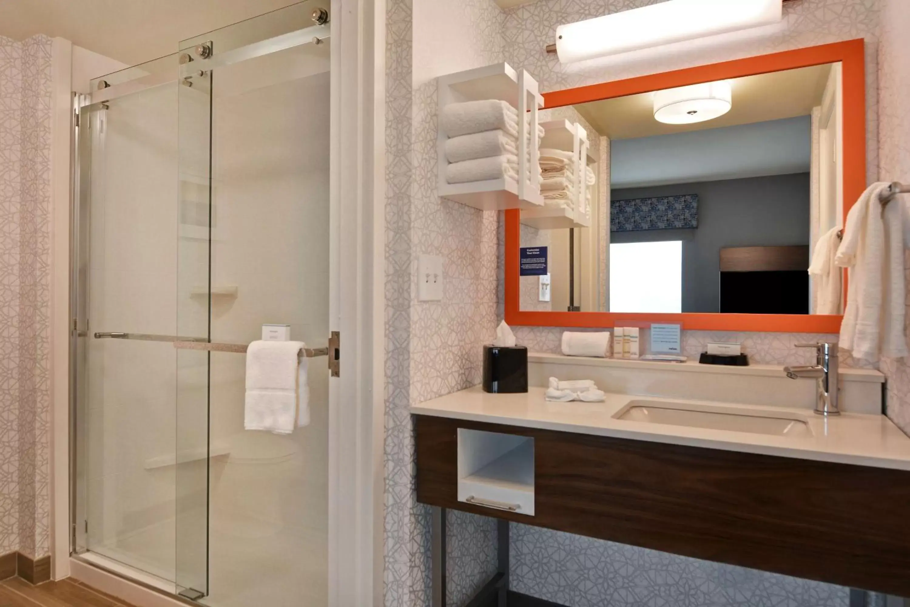 Bathroom in Hampton Inn & Suites Clearwater/St. Petersburg-Ulmerton Road