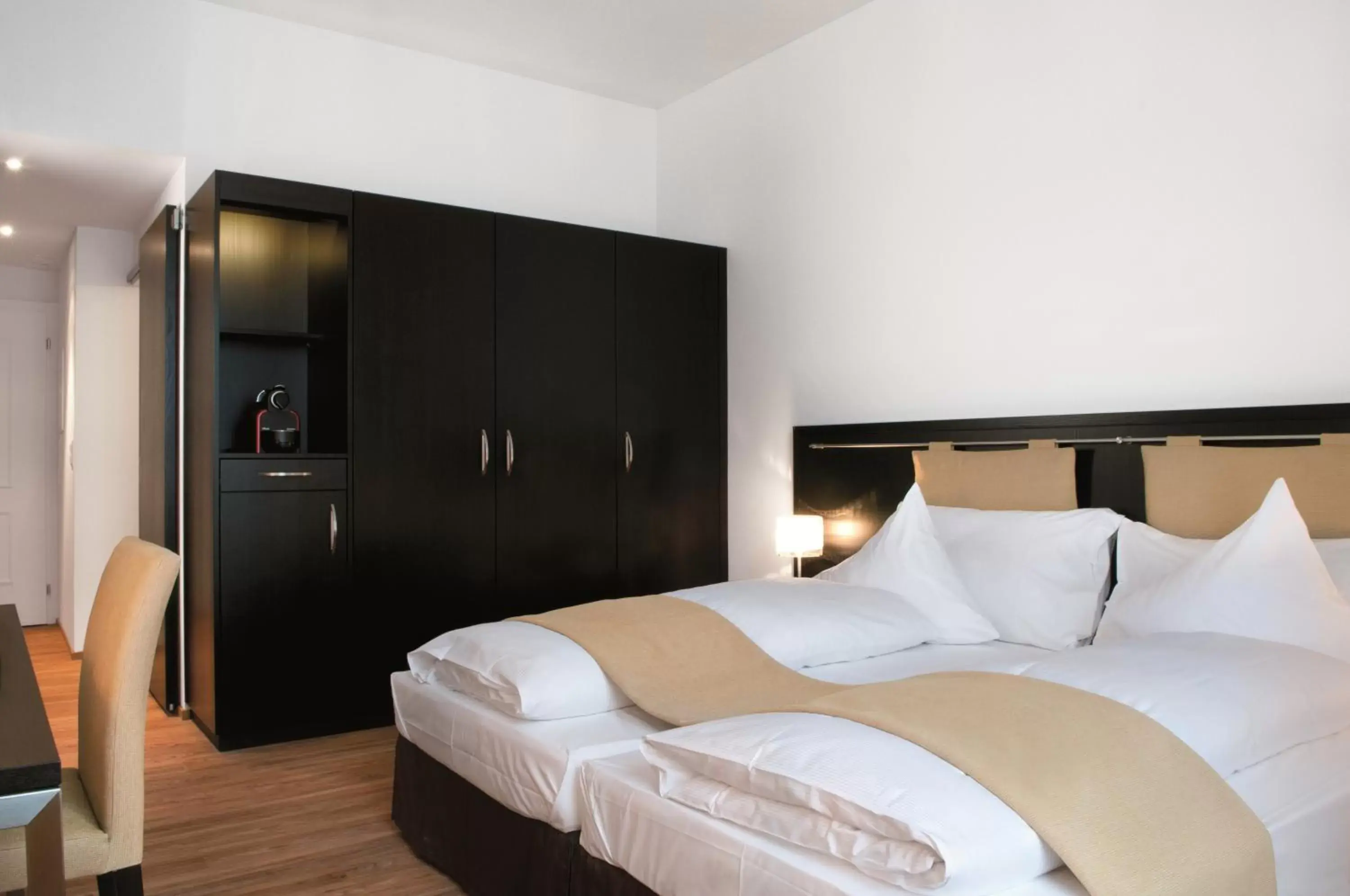 Mountain view, Bed in Sorell Hotel Tamina - Garni