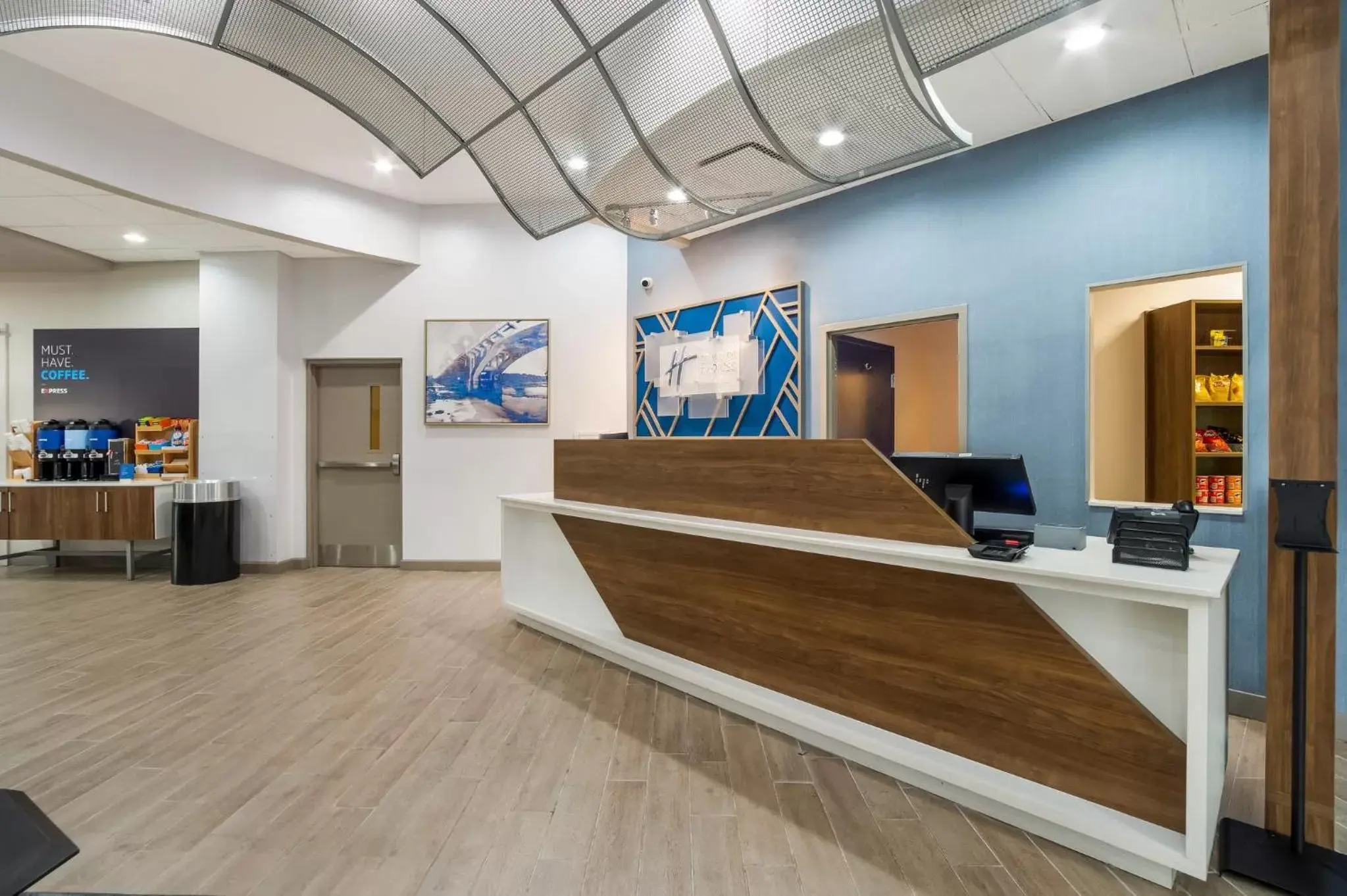 Property building in Holiday Inn Express & Suites Lexington by IHG Property building in Holiday Inn Express & Suites Lexington by IHG