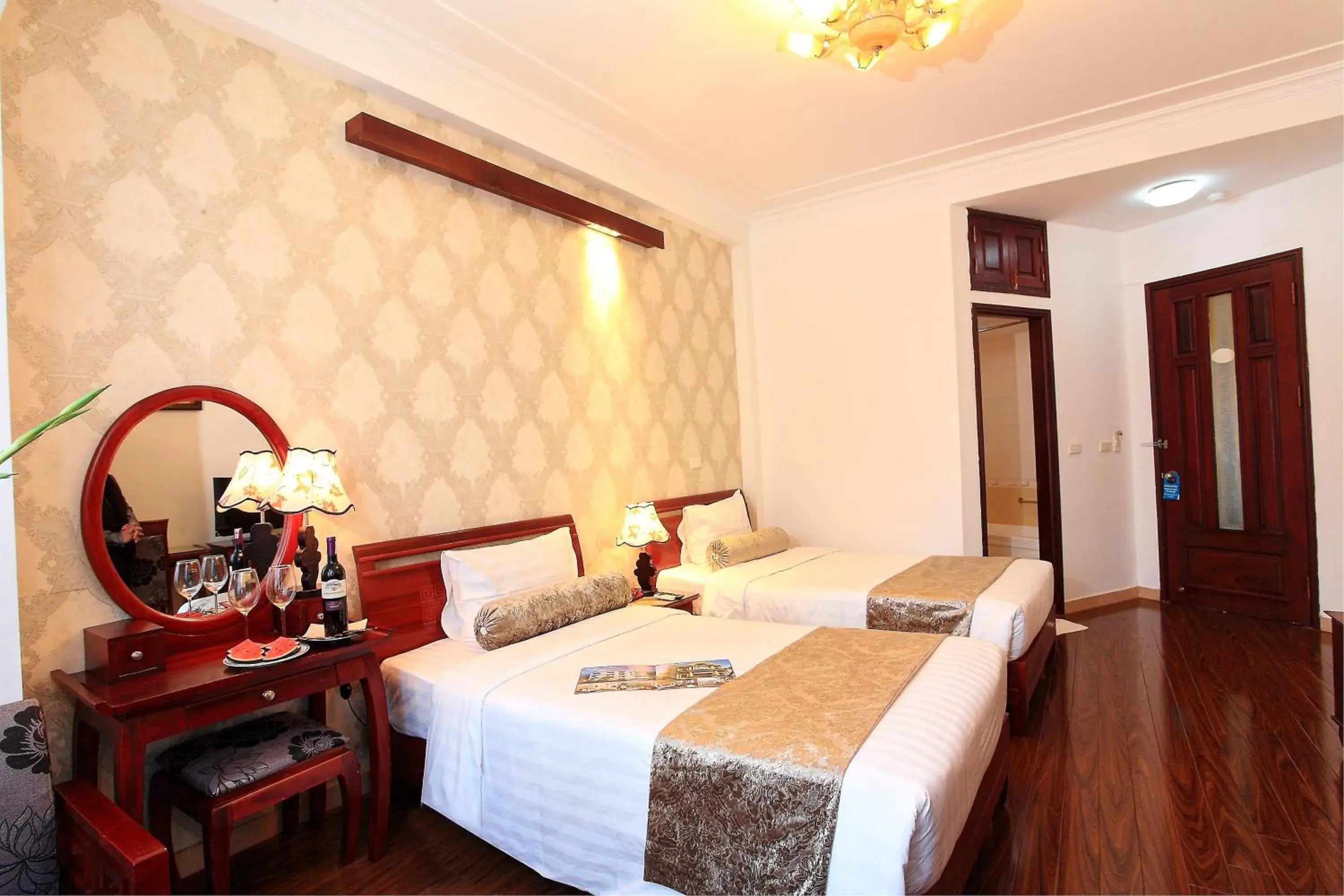 Coffee/tea facilities, Bed in Hanoi Luxury Hotel