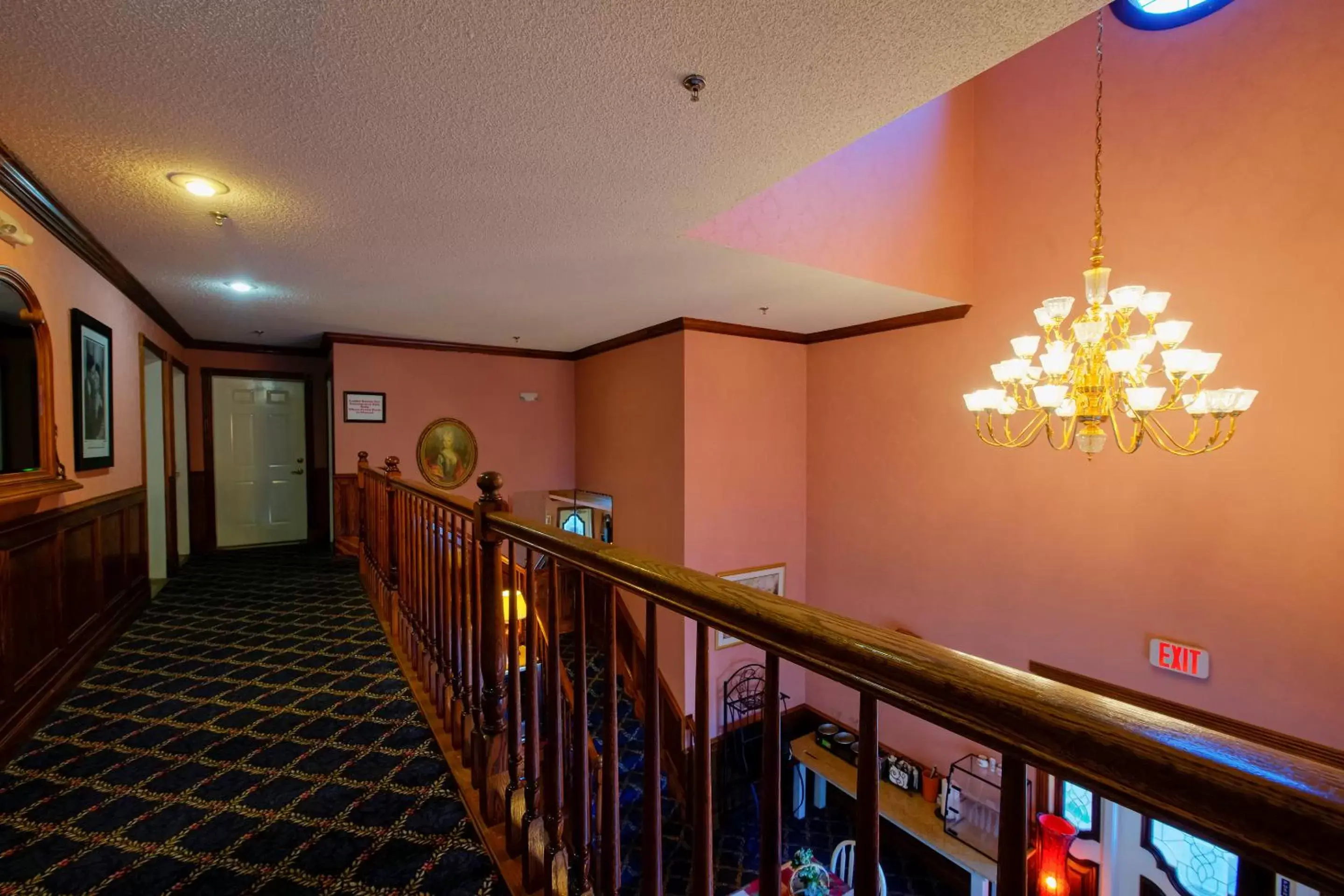 Lobby or reception, Lobby/Reception in Hotel O Eureka Springs - Christ of Ozark Area