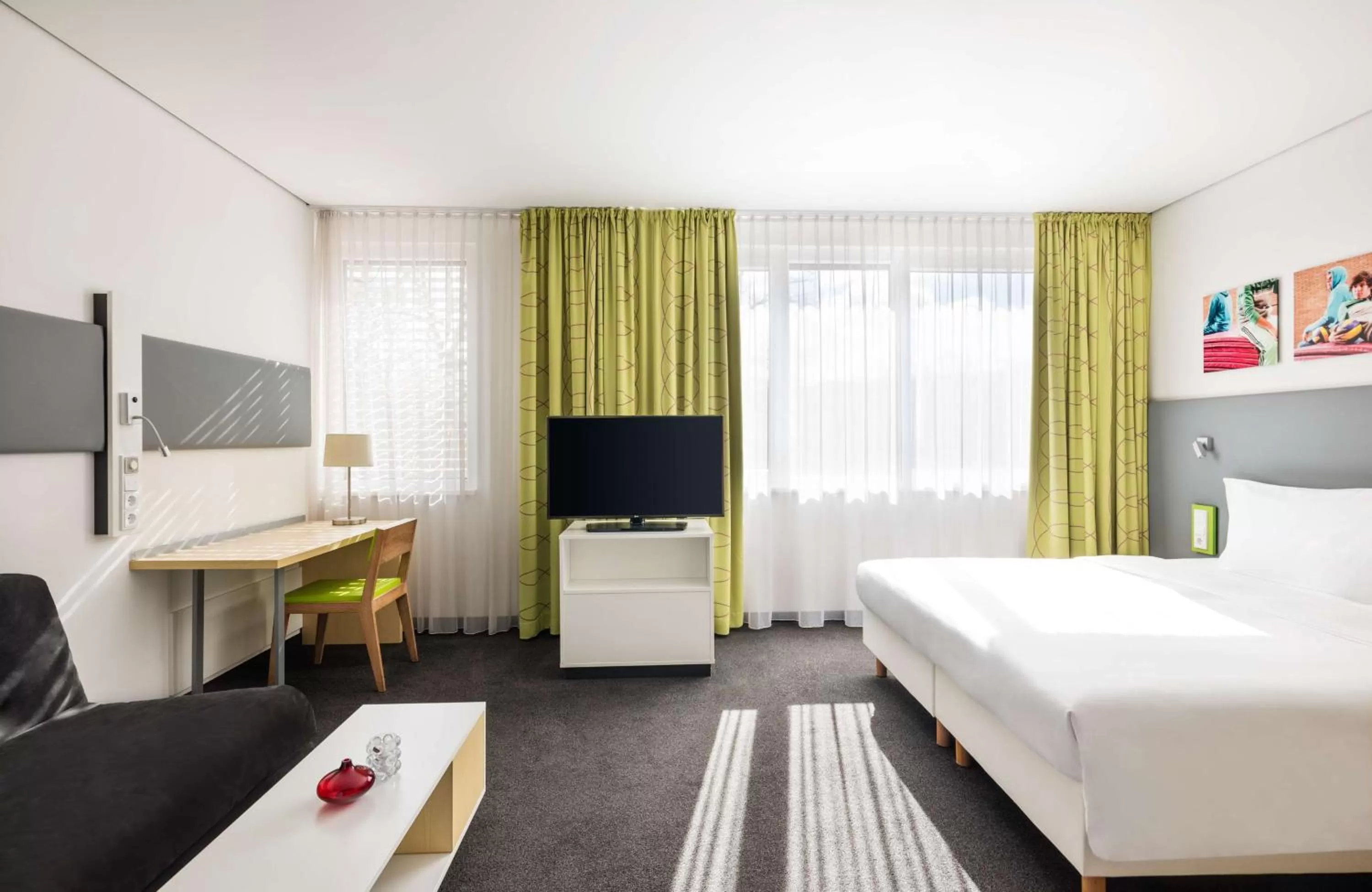 Photo of the whole room, Bed in Lindner Hotel Frankfurt Sportpark, part of JdV by Hyatt
