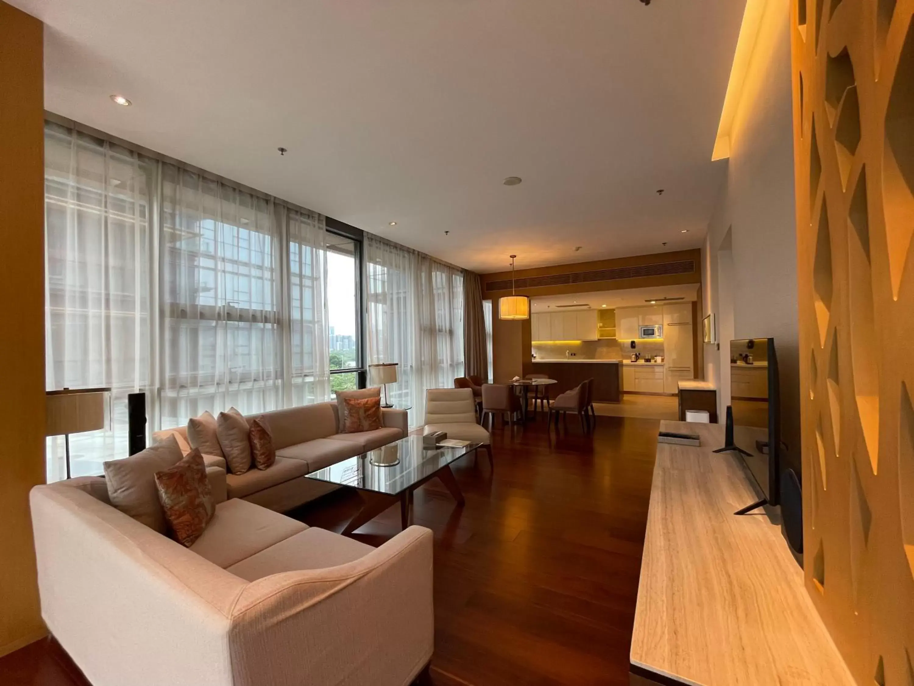 Dining area, Seating Area in The OCT Harbour, Shenzhen - Marriott Executive Apartments