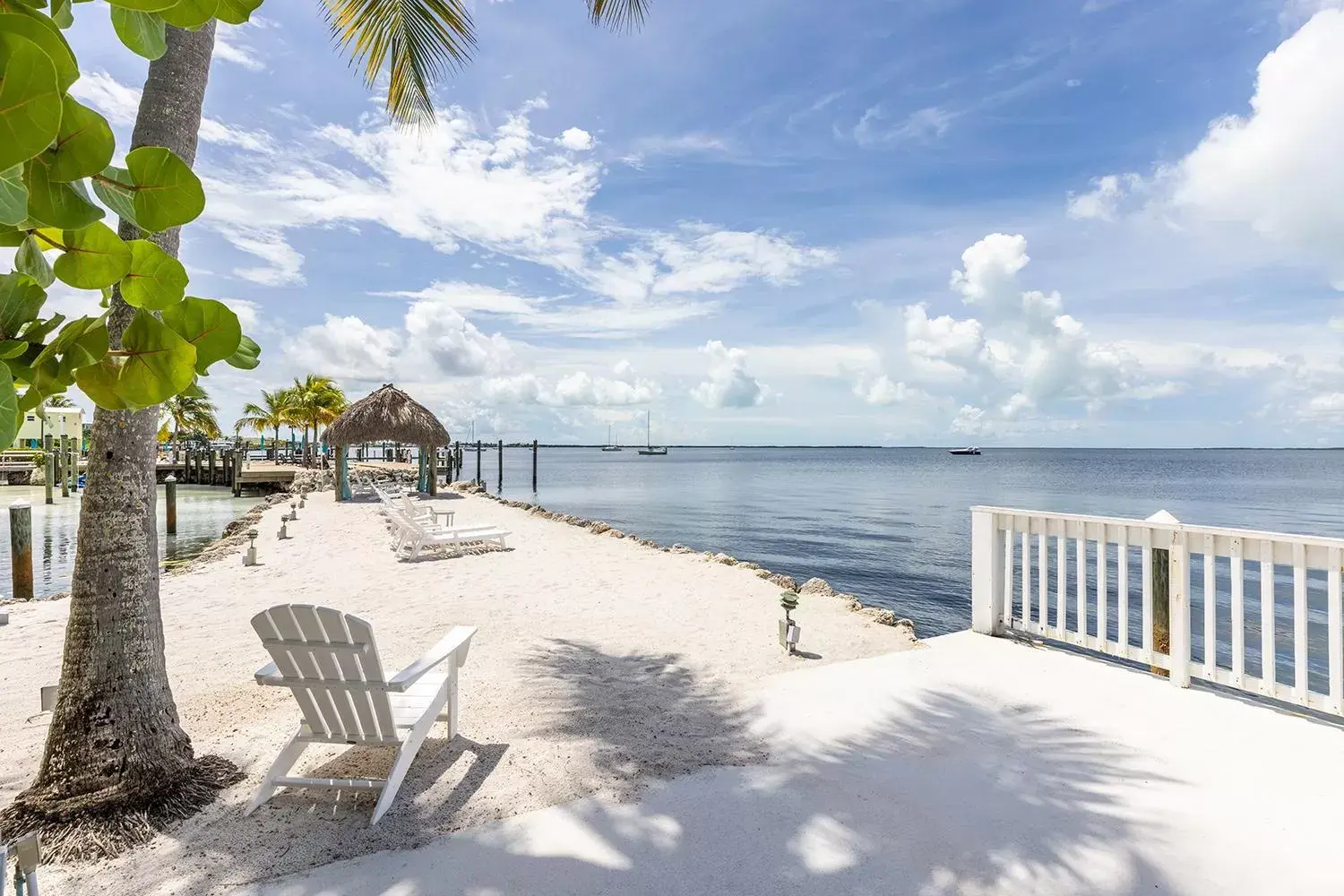 Beach in Amoray Dive Resort