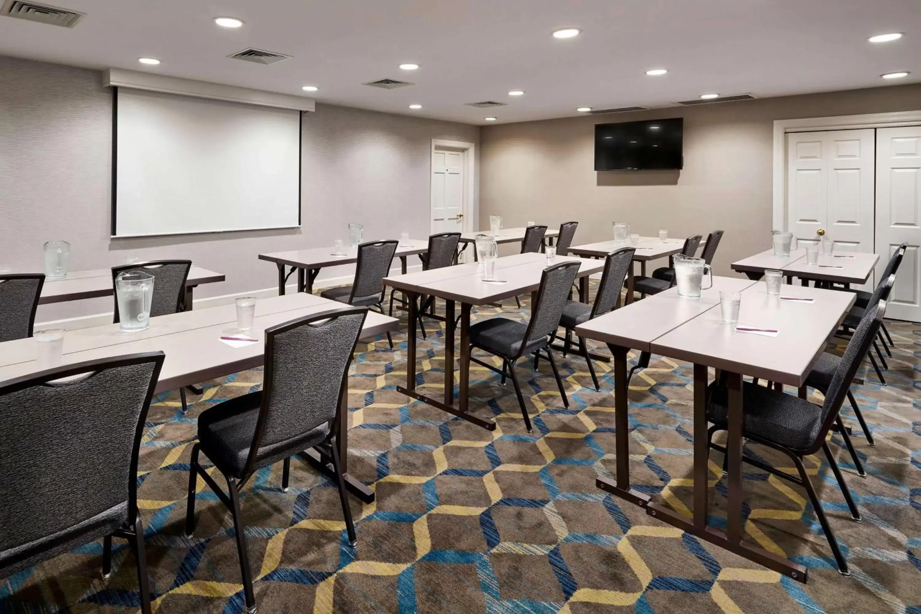 Meeting/conference room in Sonesta ES Suites Annapolis