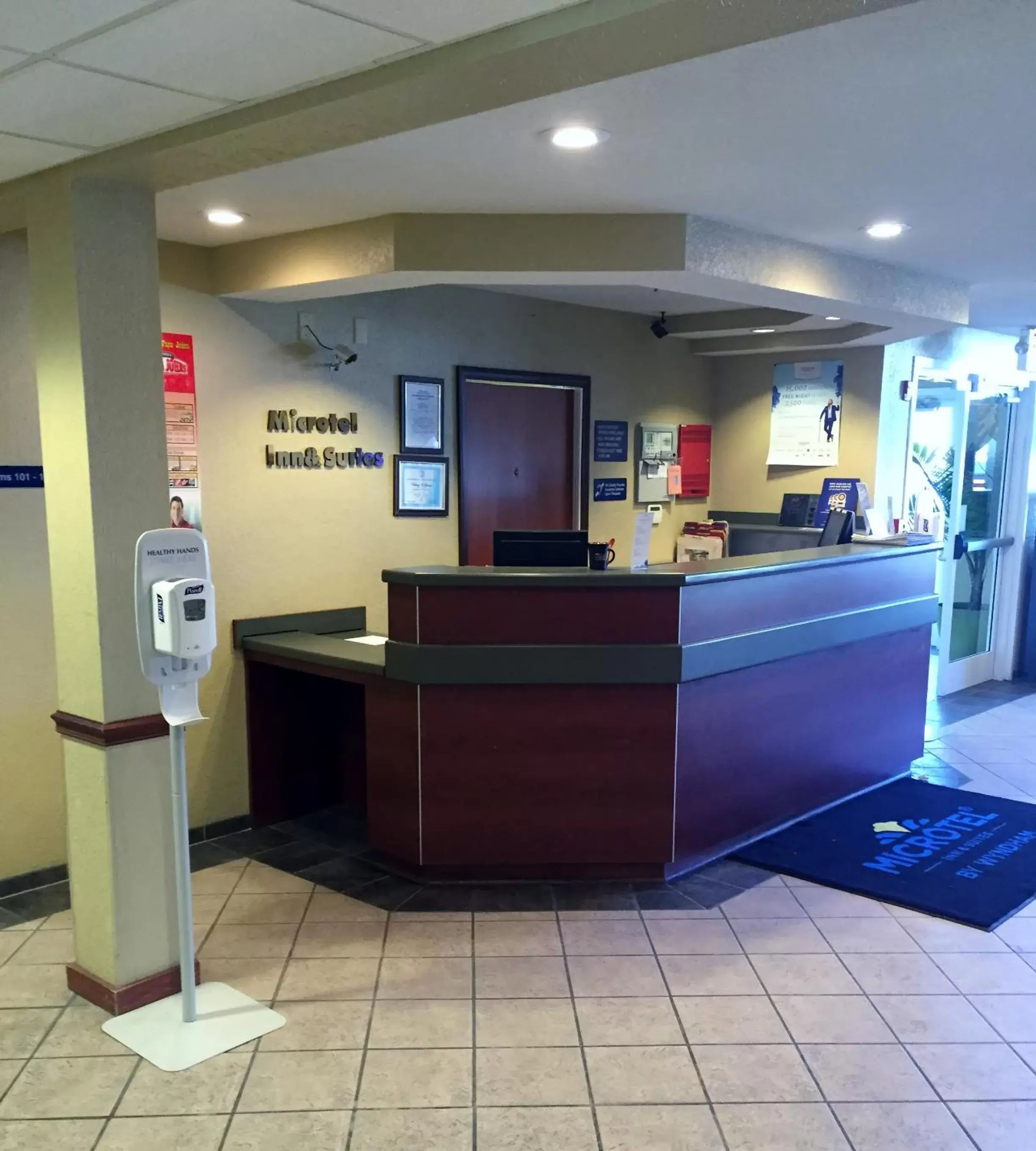 Lobby or reception, Lobby/Reception in Microtel Inn & Suites Beckley East
