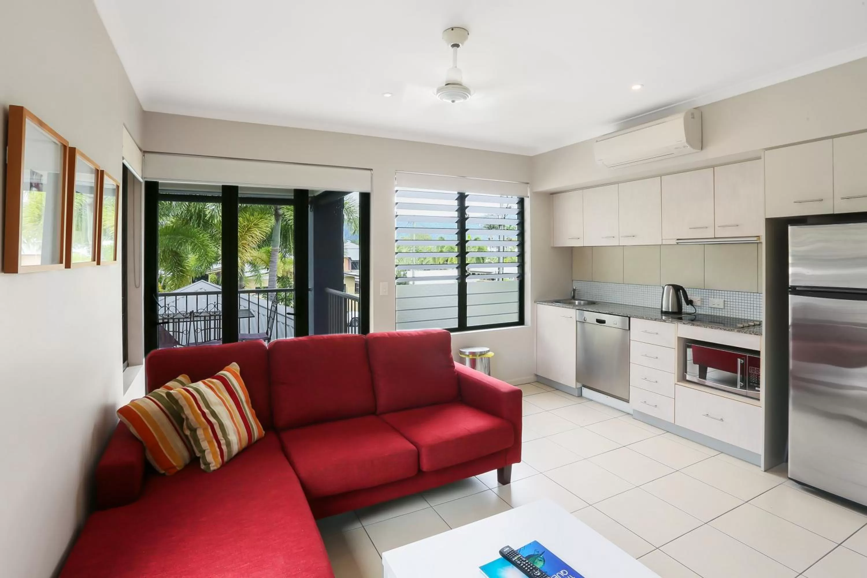 Living room in Sea Point on Trinity Beach