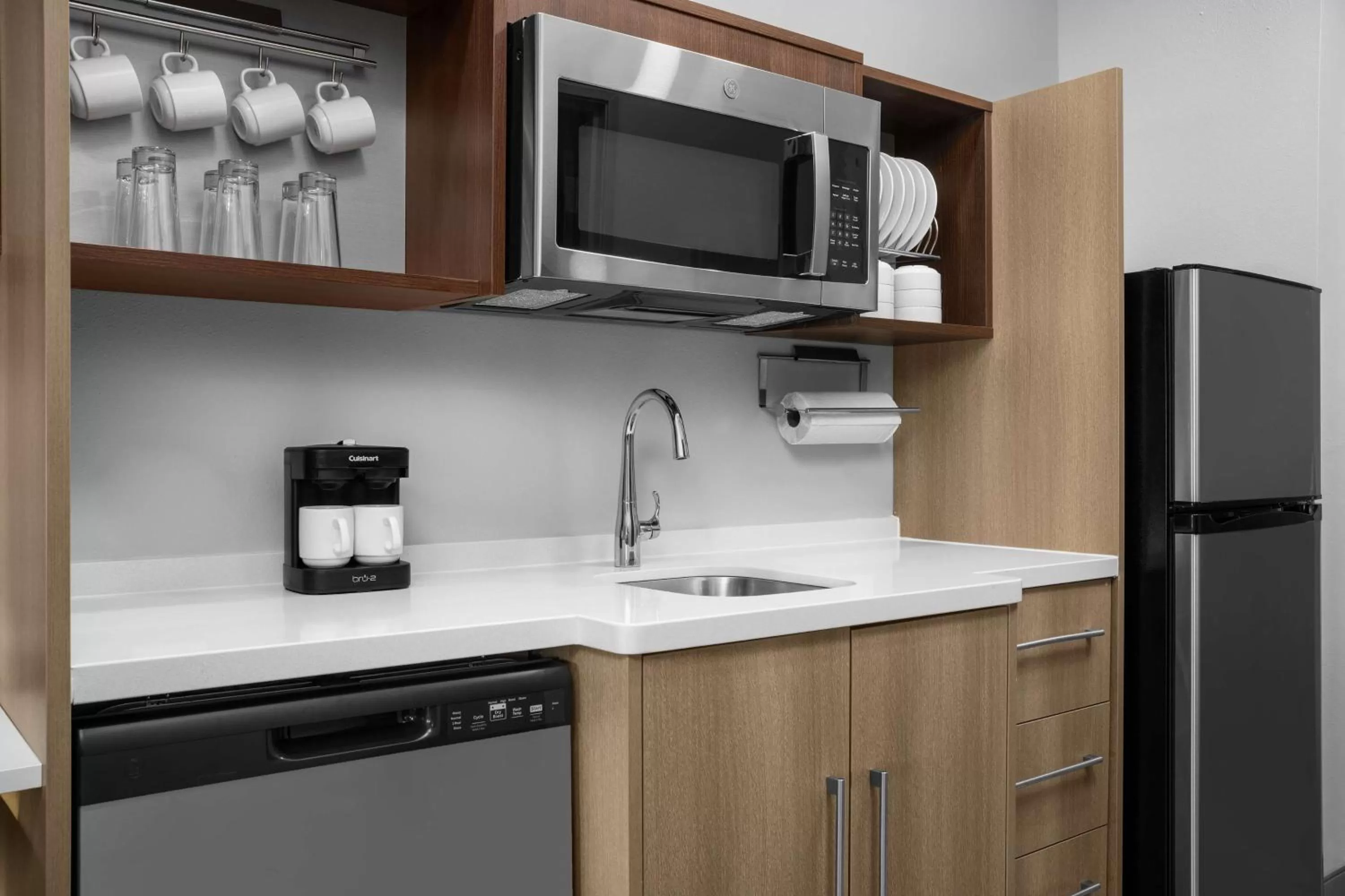 Kitchen or kitchenette in Home2 Suites By Hilton Cullman