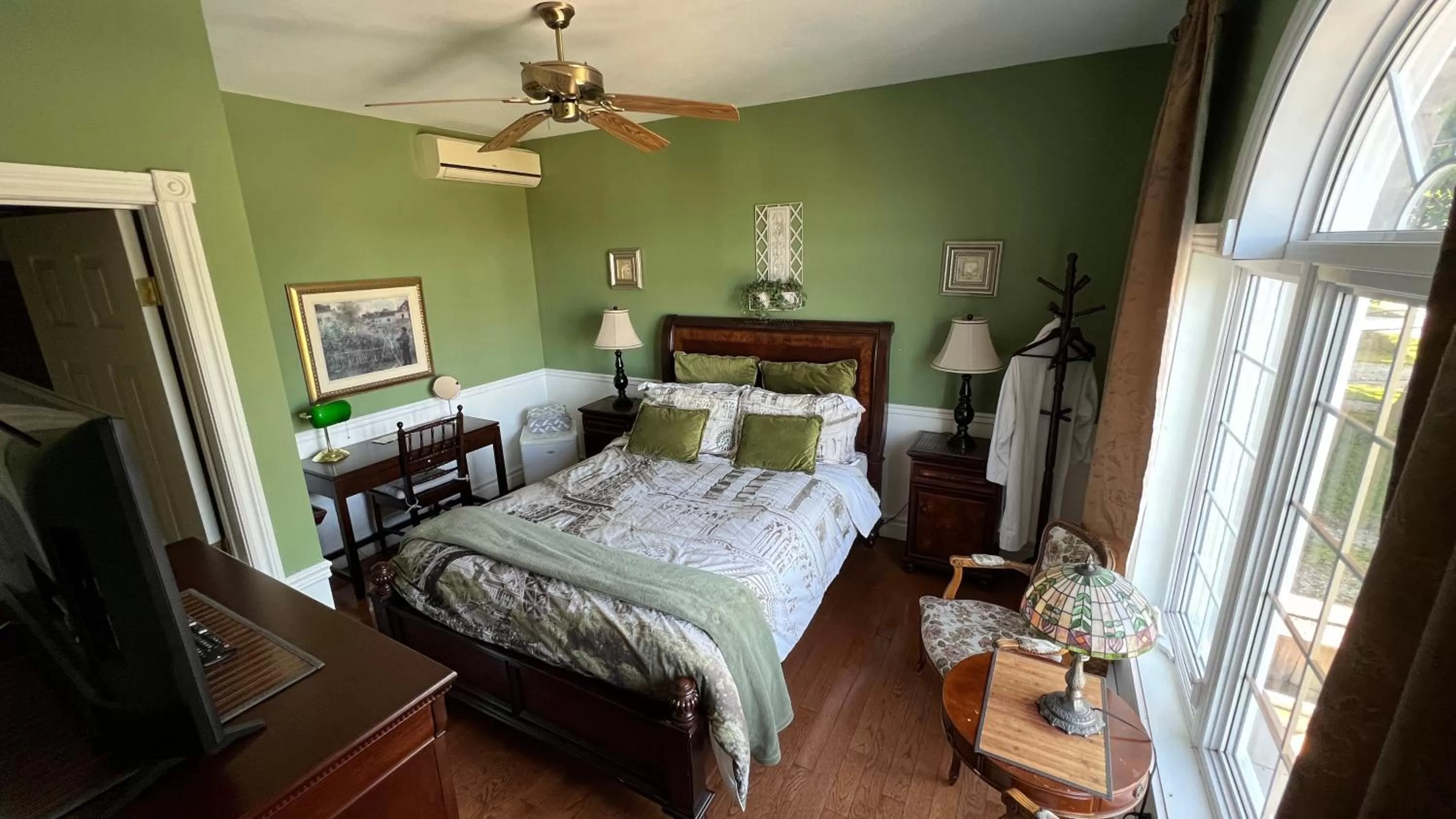 Bed in Gîte du Caméléon