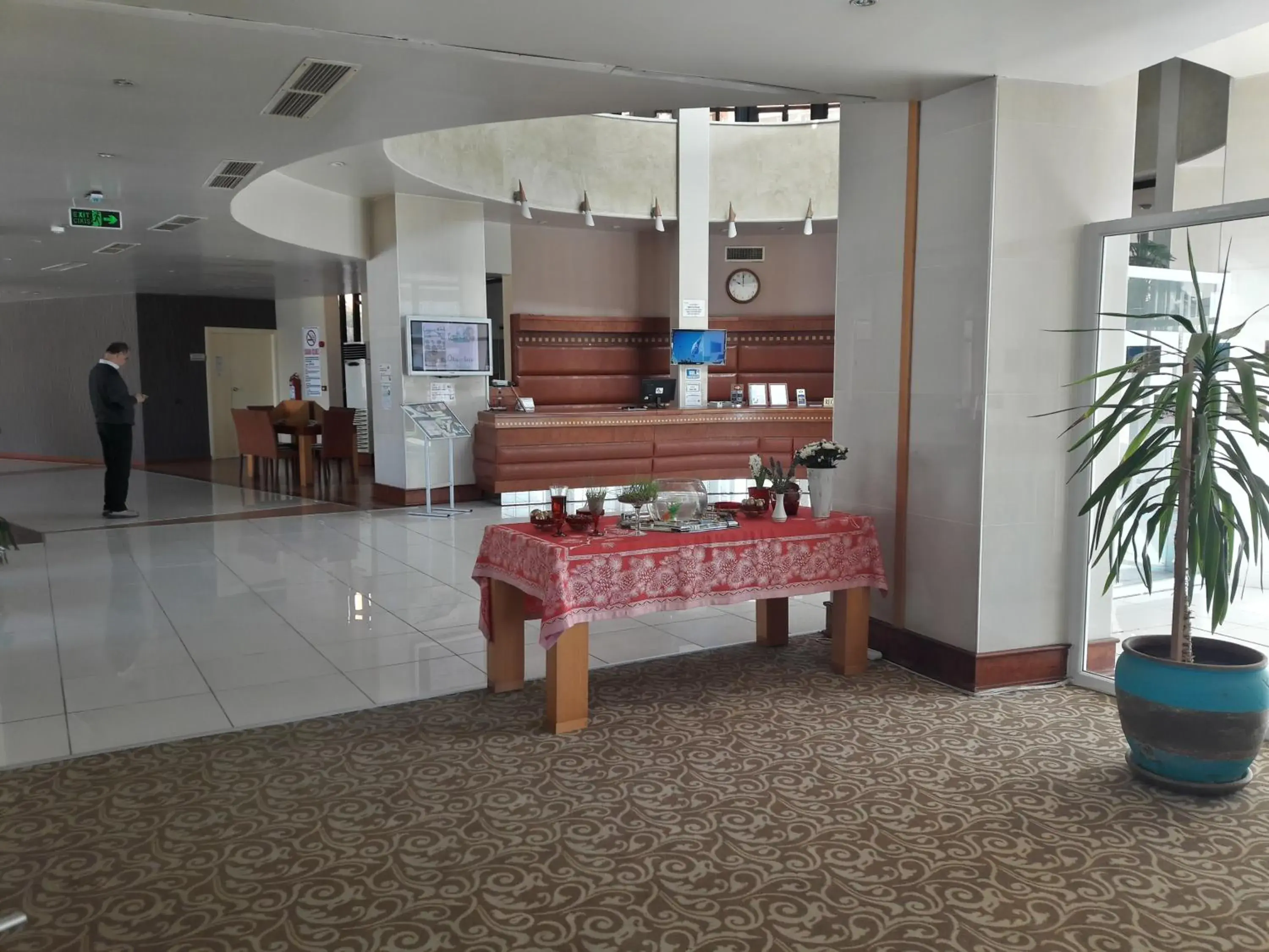 Lobby or reception in Cender Hotel