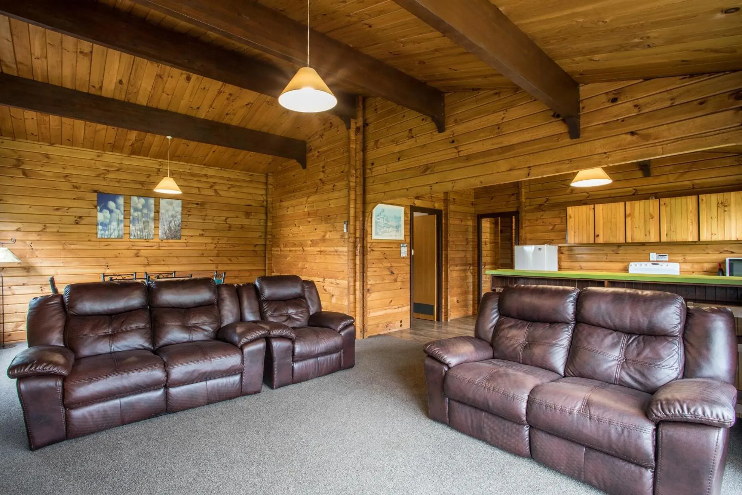 Living room, Seating Area in Te Anau Top 10 Holiday Park and Motels