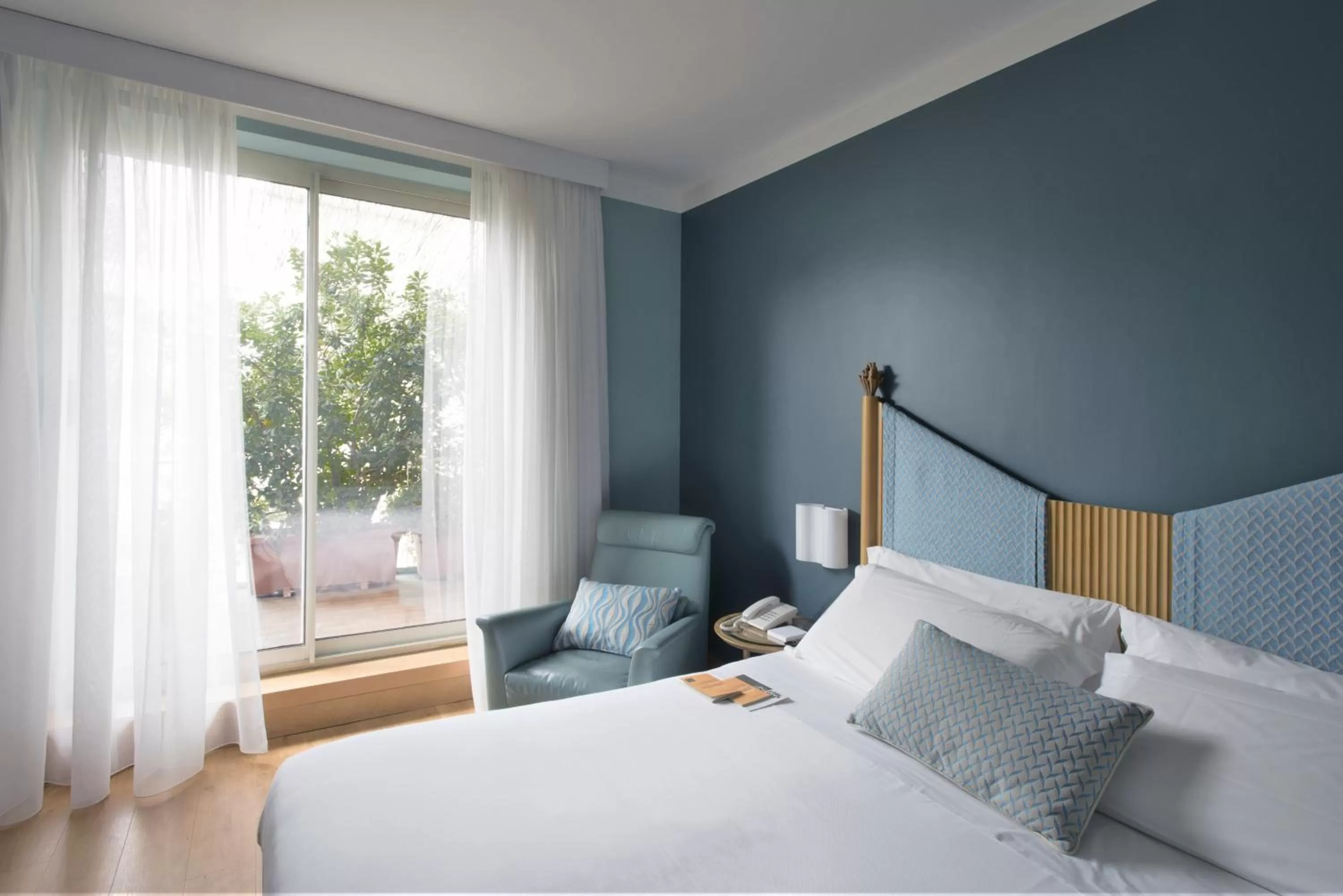 Photo of the whole room, Bed in Hotel Spadari Al Duomo