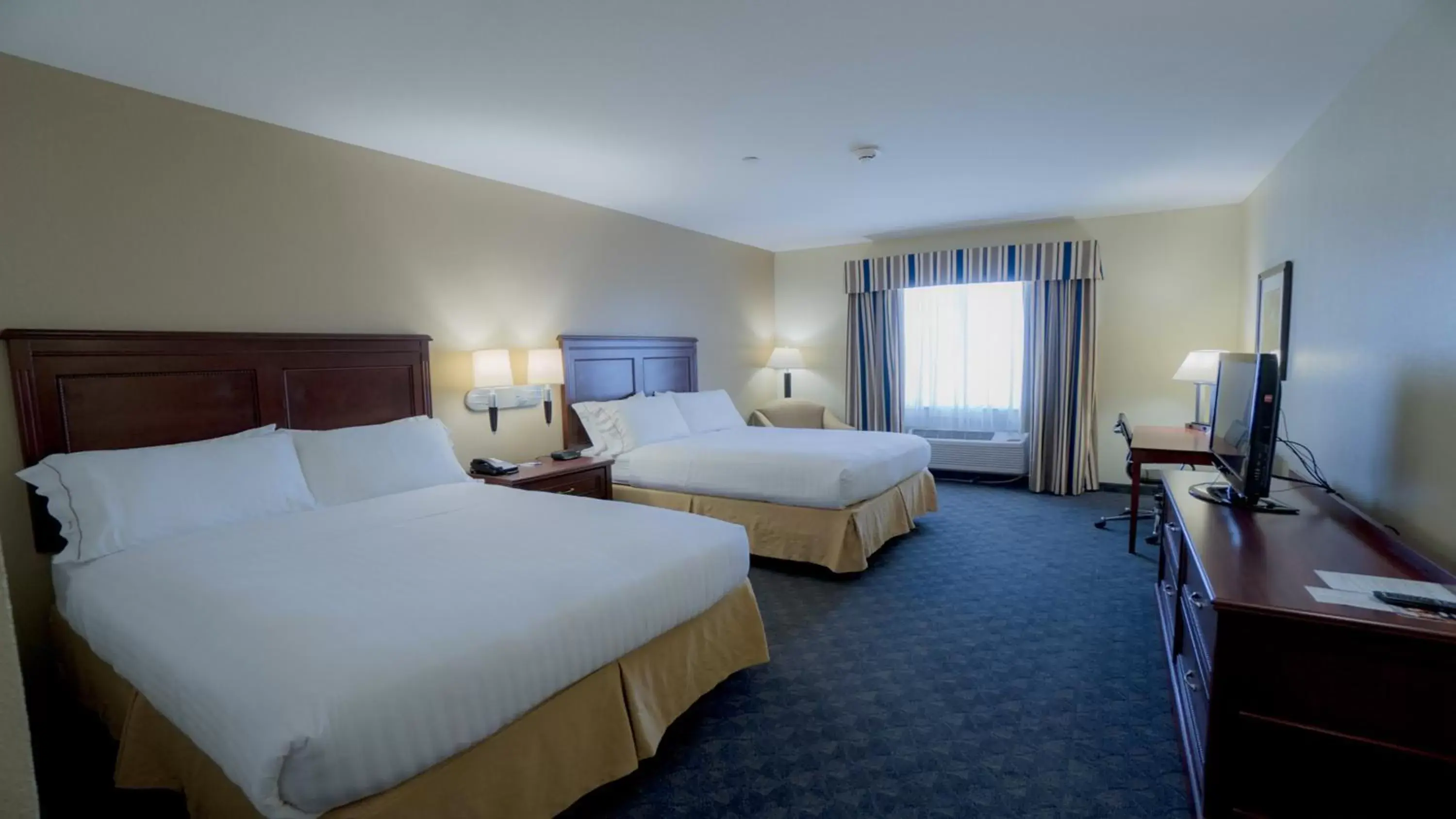 Photo of the whole room in Holiday Inn Express Hotel & Suites Pampa, an IHG Hotel