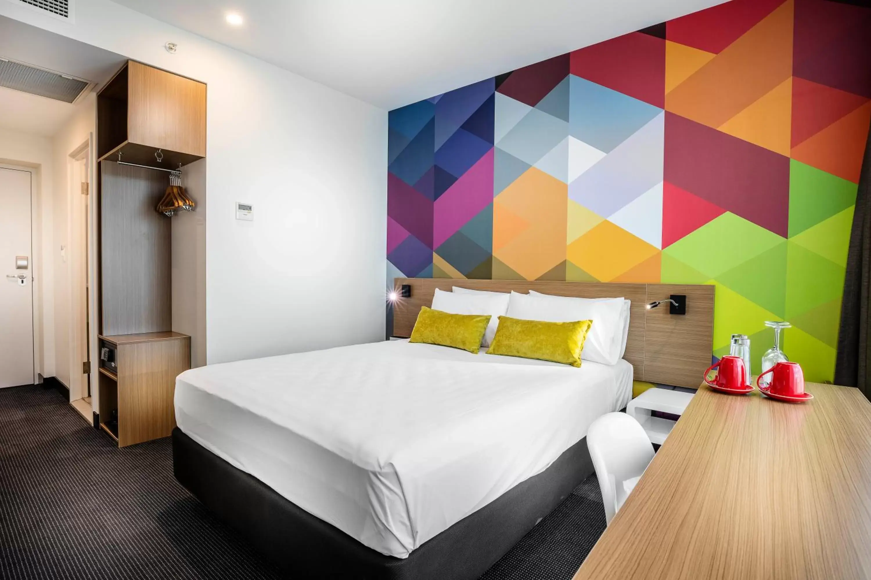 Bed in ibis Styles Brisbane Elizabeth Street