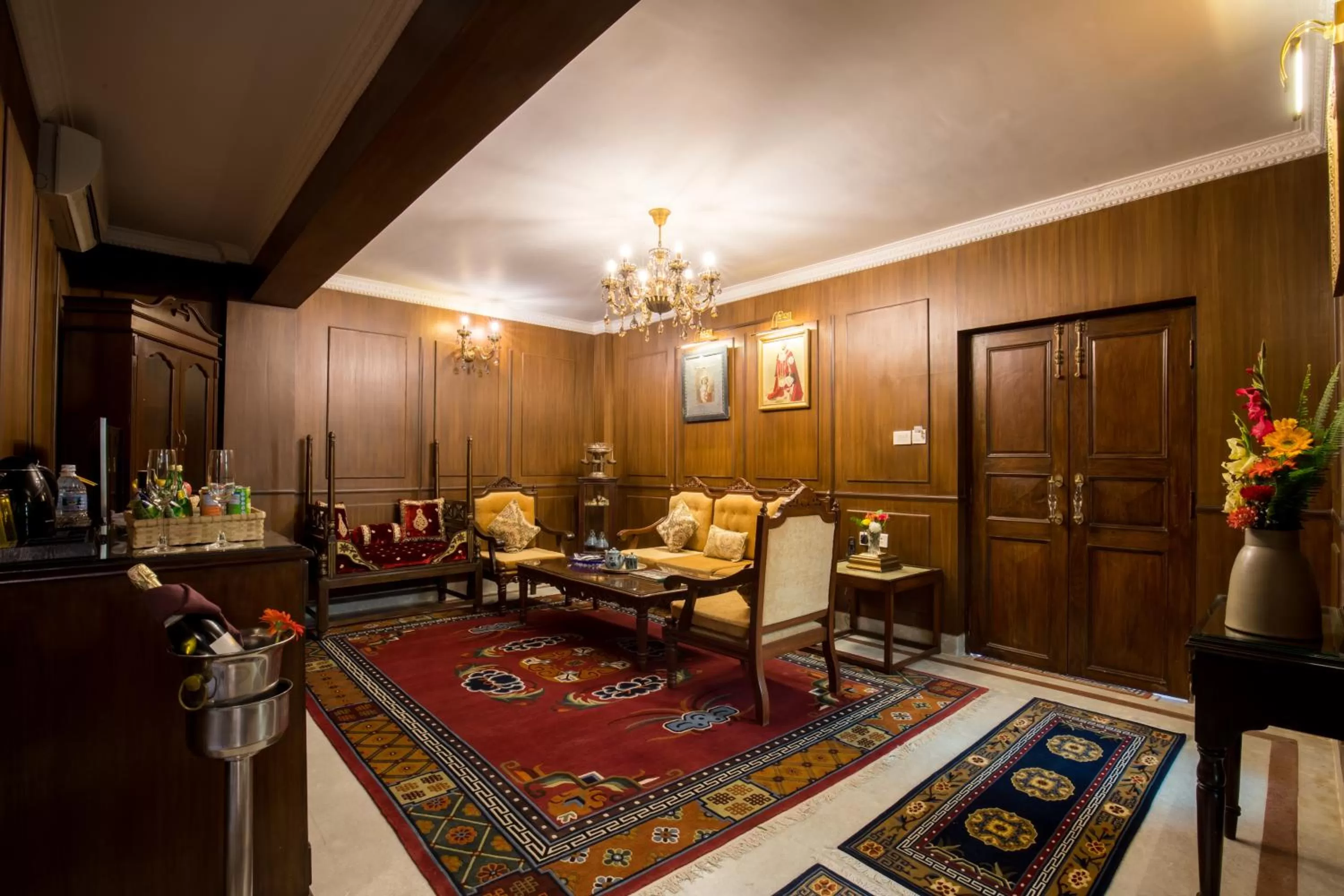 Living room in Baber Mahal Vilas - The Heritage Hotel