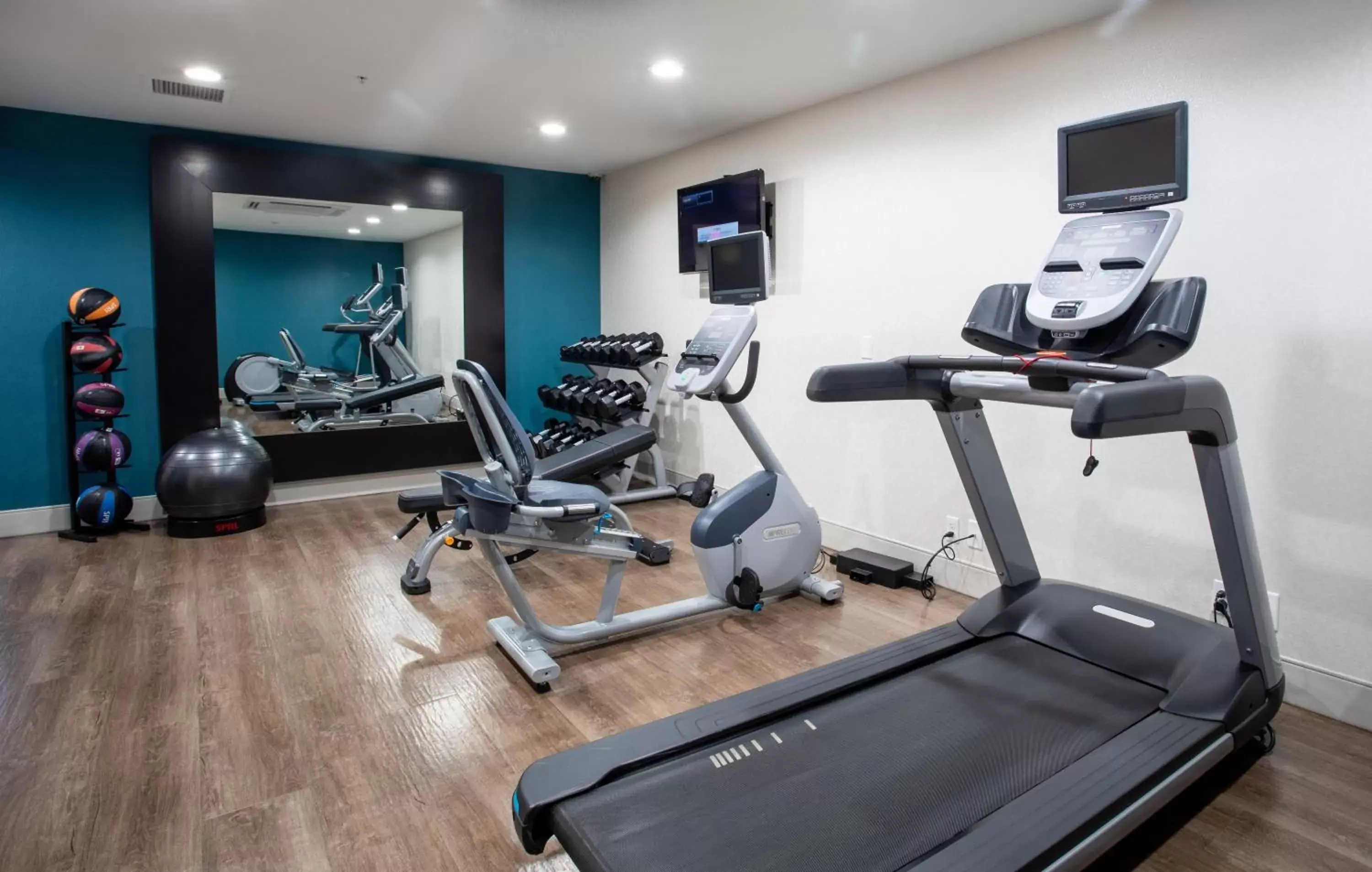 Fitness centre/facilities, Fitness Center/Facilities in Holiday Inn Express Prescott, an IHG Hotel
