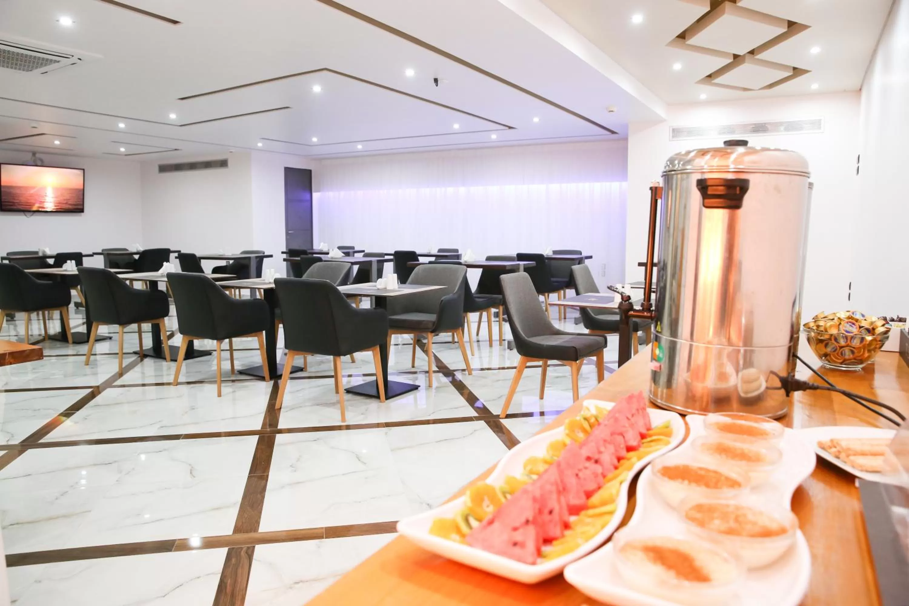 Restaurant/places to eat in Athens Starlight Hotel