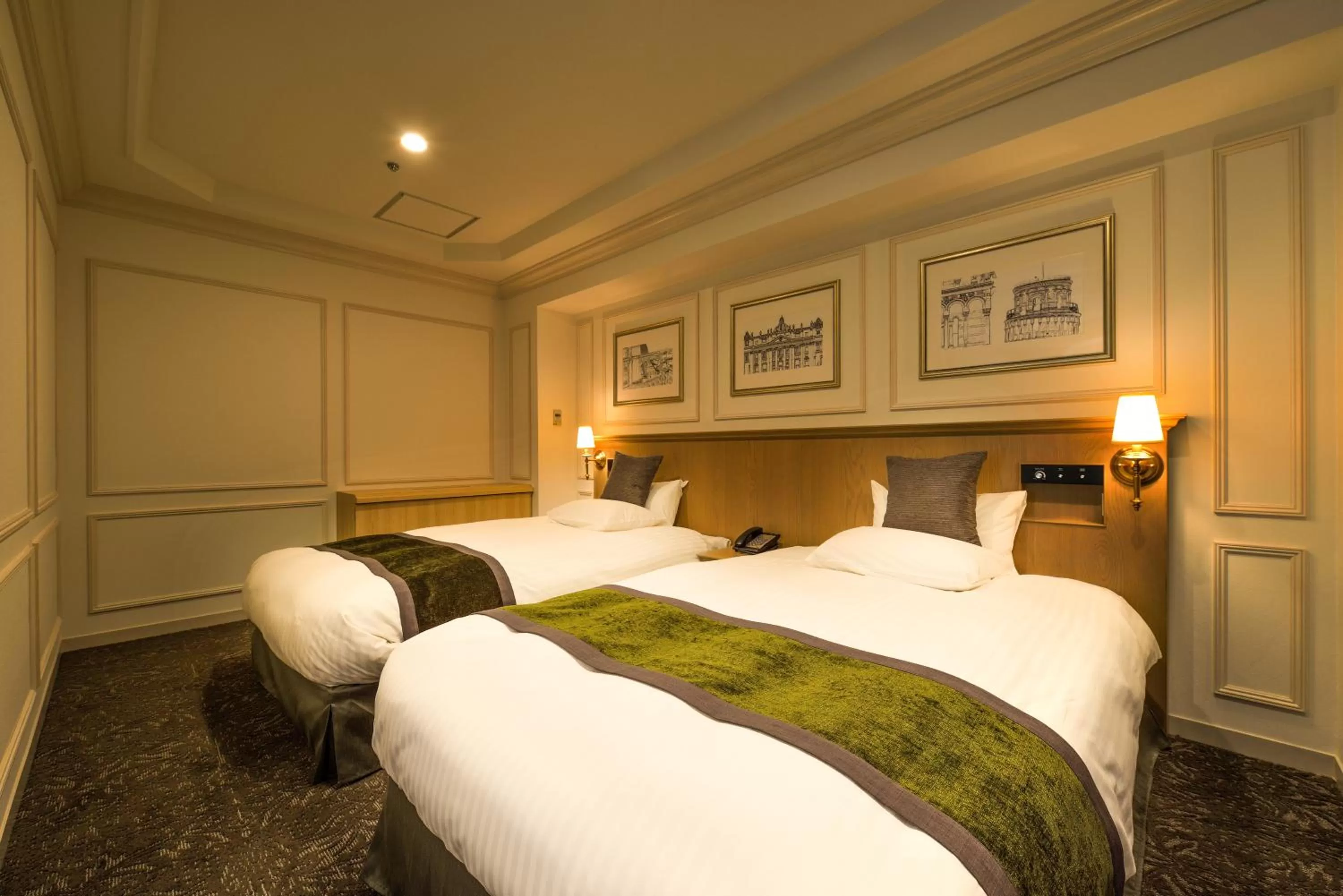 Bedroom, Bed in The Italia Ken