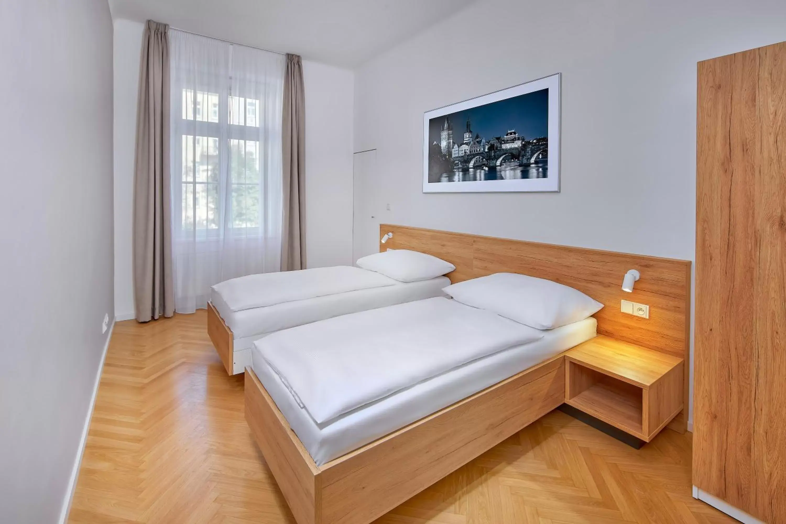 Bedroom, Bed in Downtown Suites Kodanska