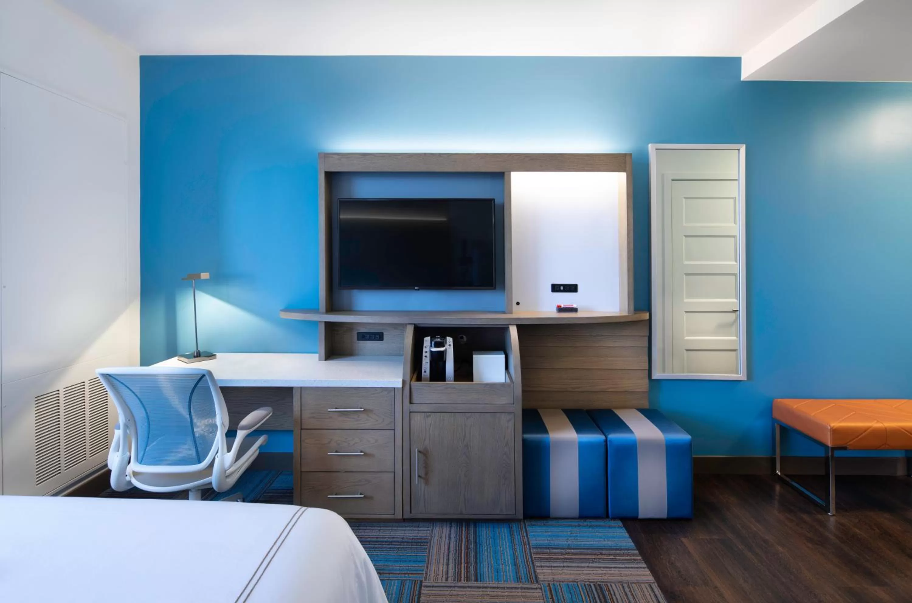 Photo of the whole room, Bed in EVEN Hotel Miami - Airport by IHG