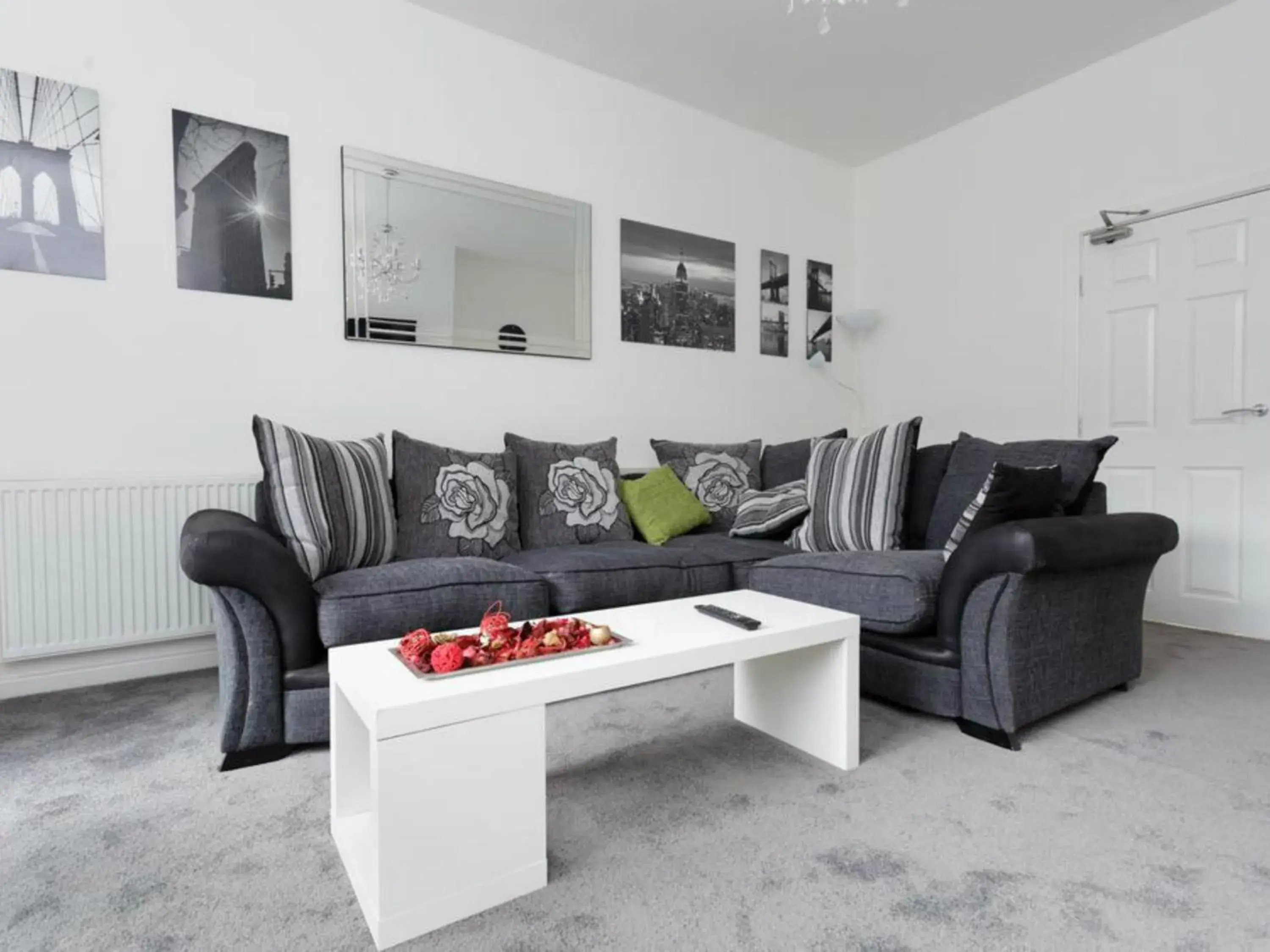 Living room, Seating Area in Live in Leeds Grange Apartments