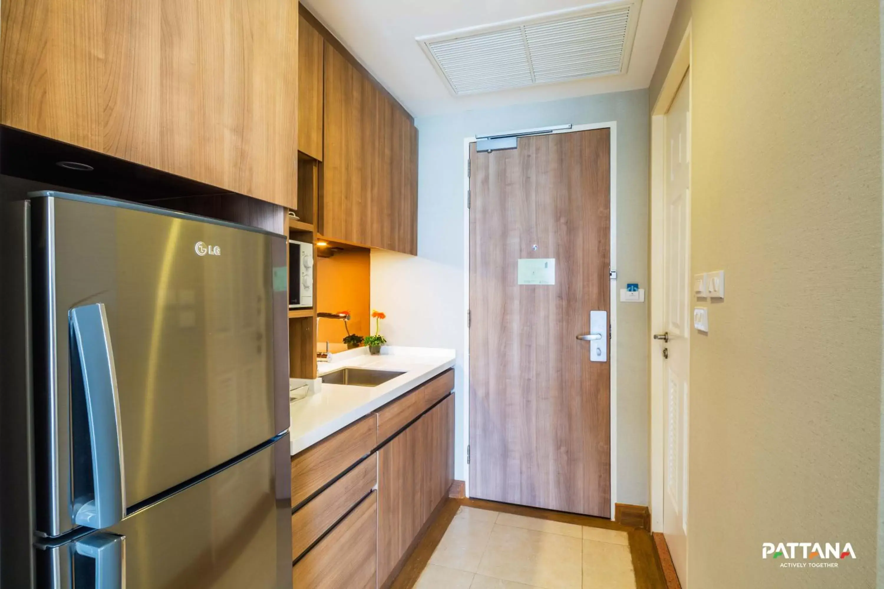 Kitchen/Kitchenette in Pattana Sports Resort - SHA Extra Plus