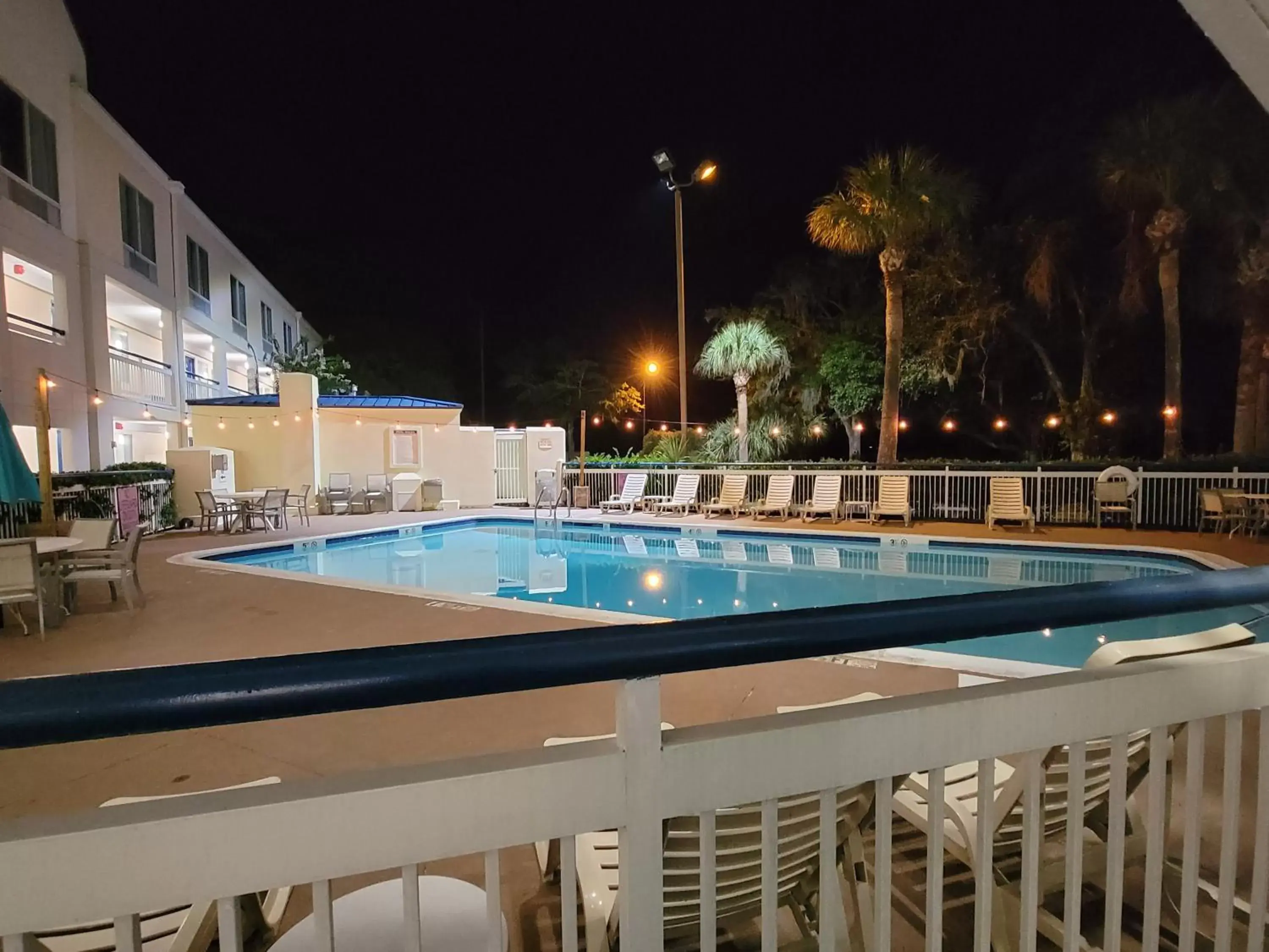 Swimming Pool in Hotel Carolina A Days Inn by Wyndham