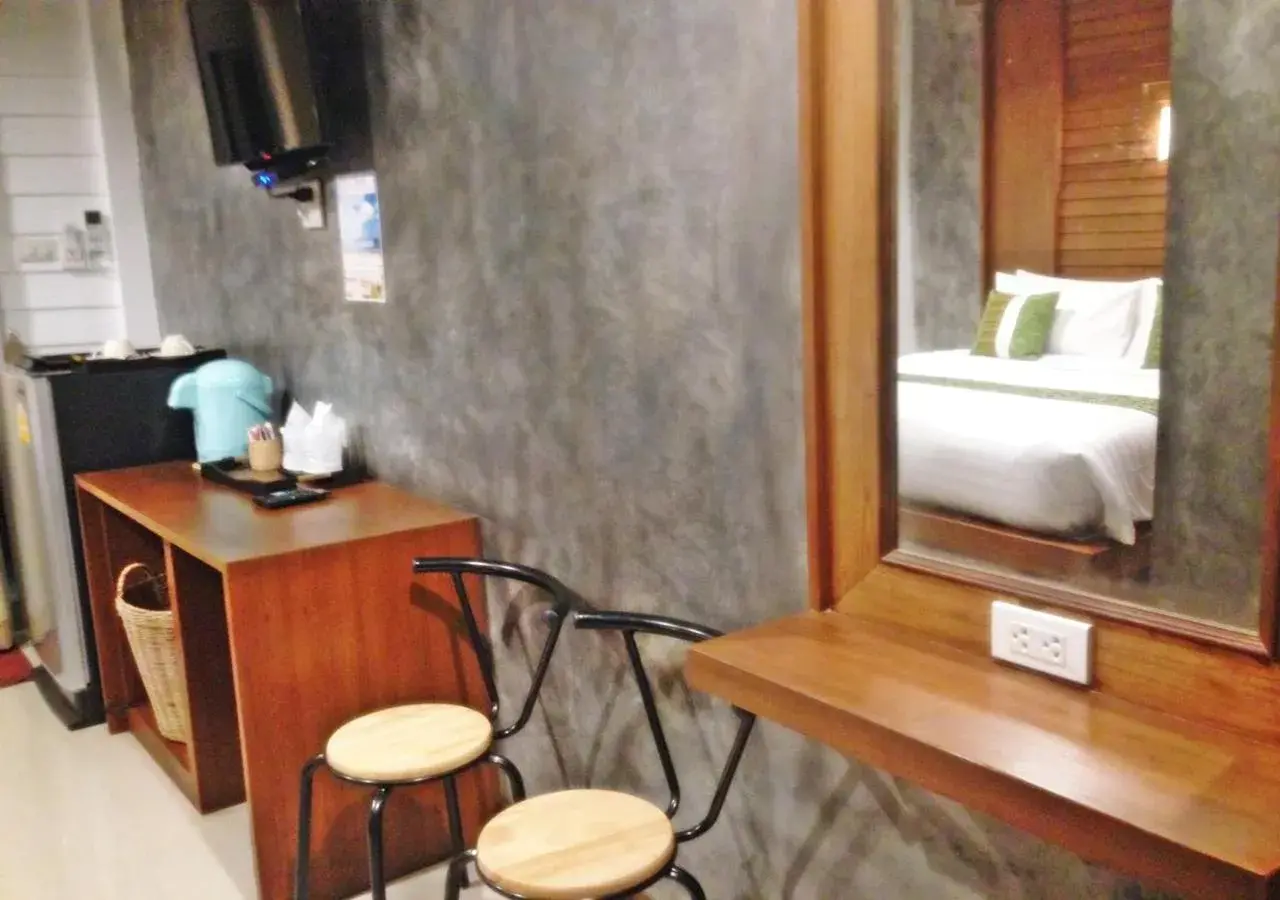 TV and multimedia, Bathroom in BaanPhong Lanta