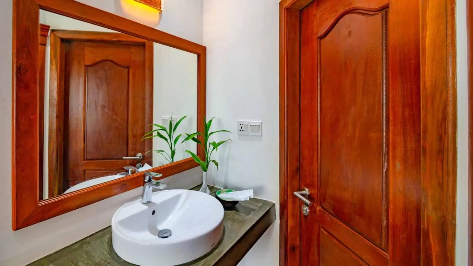 Bathroom in Mango Kesararam