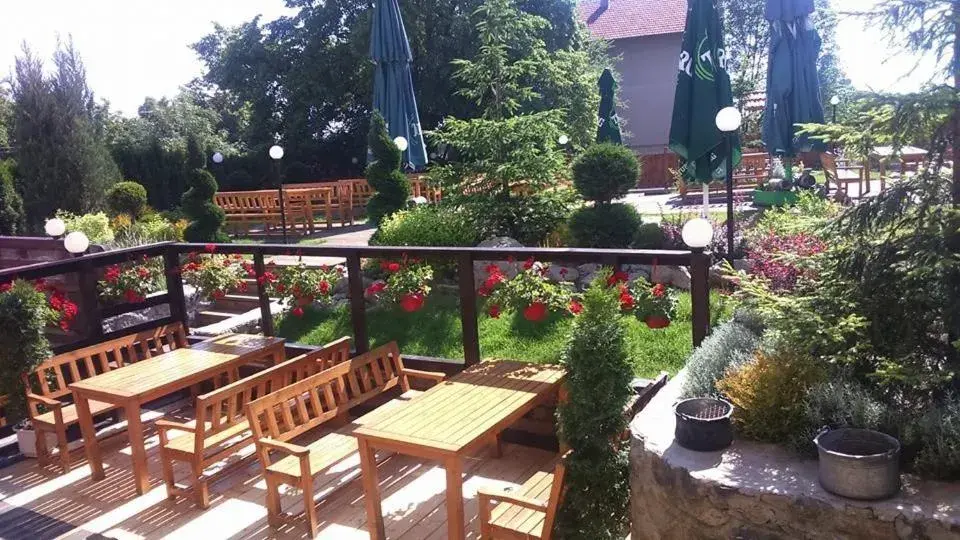 Restaurant/places to eat in Vitoshko Lale Hotel
