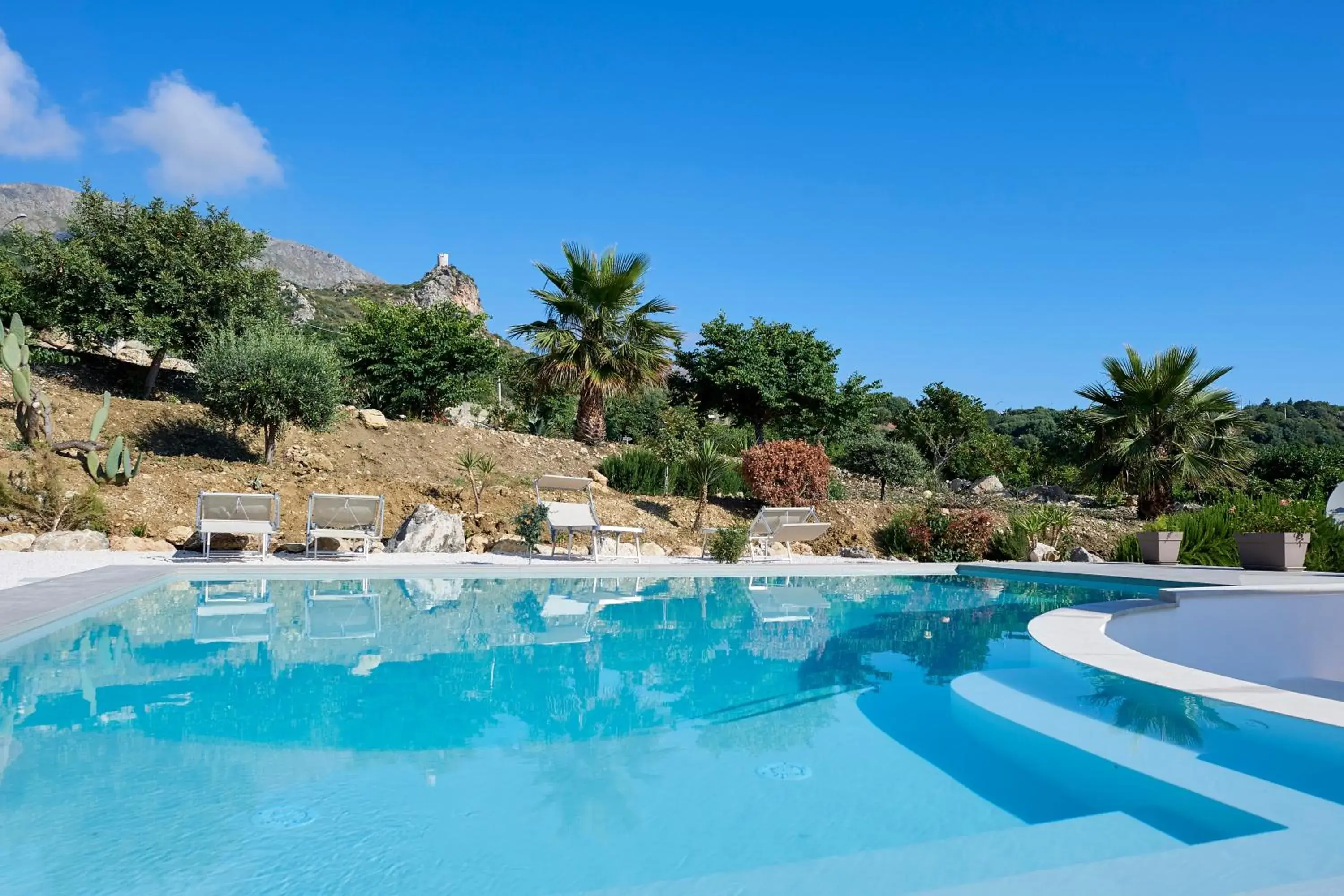 Garden, Swimming Pool in Tenute Plaia Agriturismo