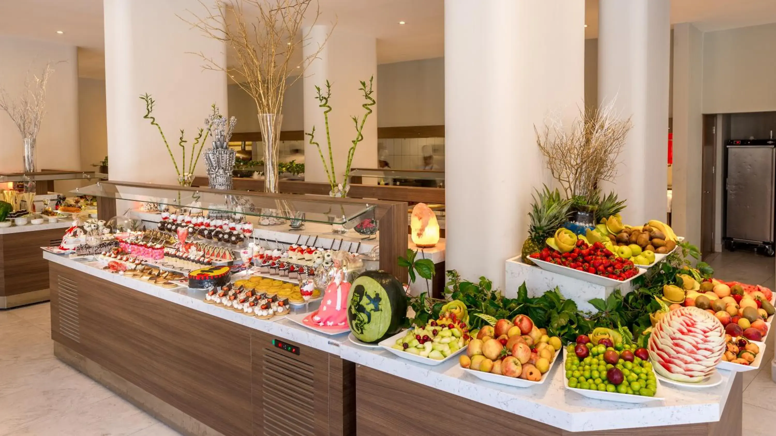 Meals, Food in Julian Club Hotel - All Inclusive