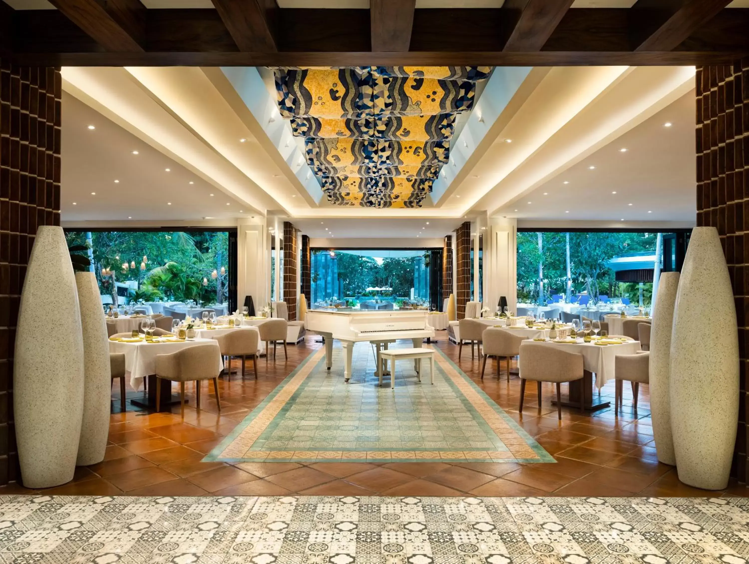 Restaurant/Places to Eat in Sofitel Bali Nusa Dua Beach Resort