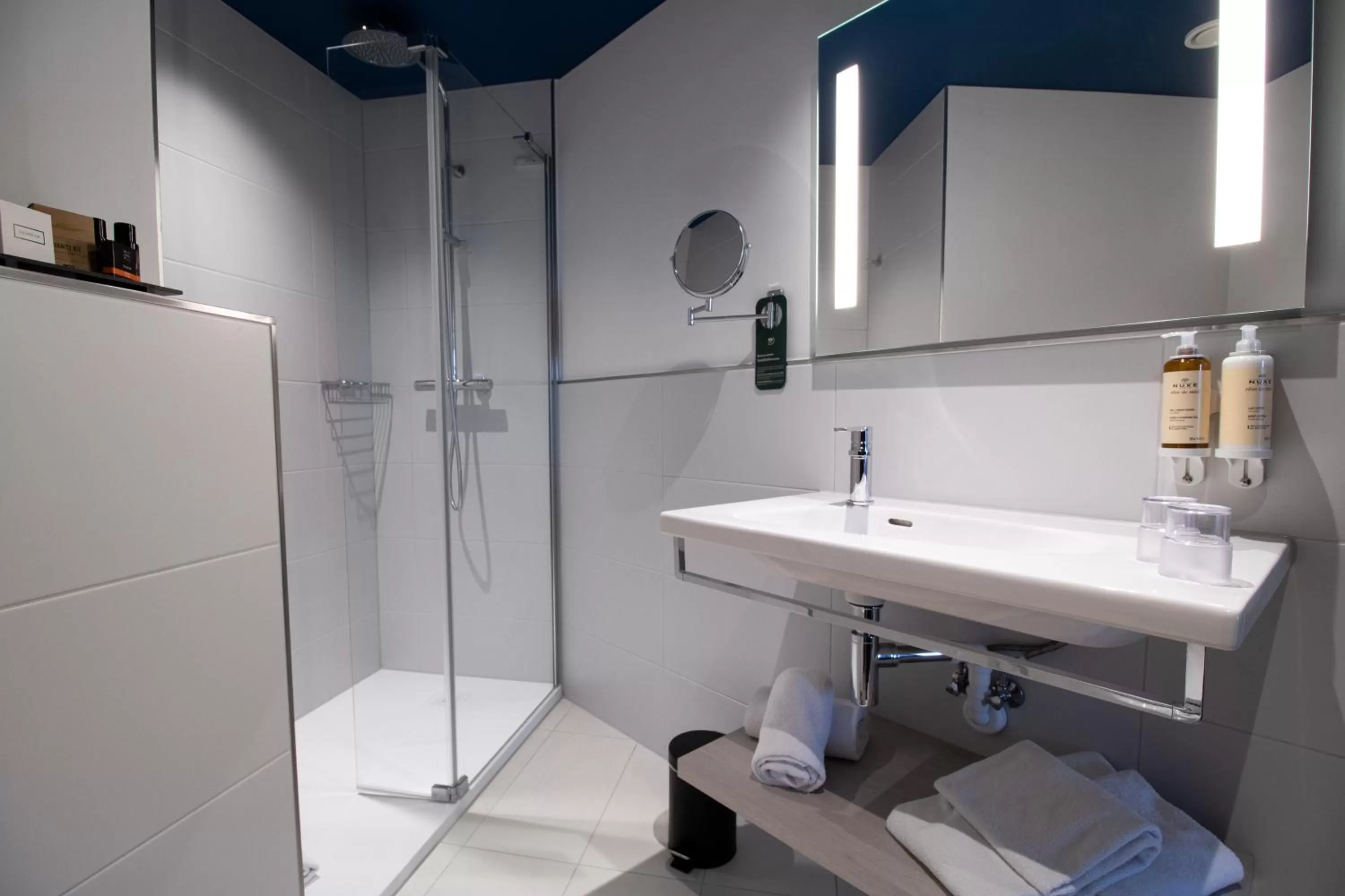 Bathroom in Maek Hotel Antwerp Central - Handwritten Collection by Accor