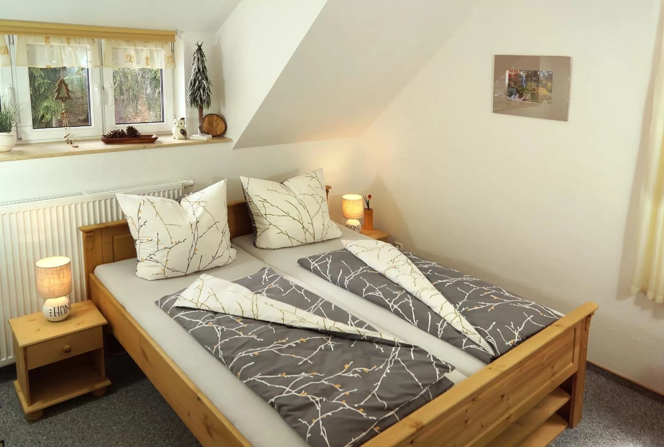 Bed in Erzgebirgshotel Misnia Bärenfels